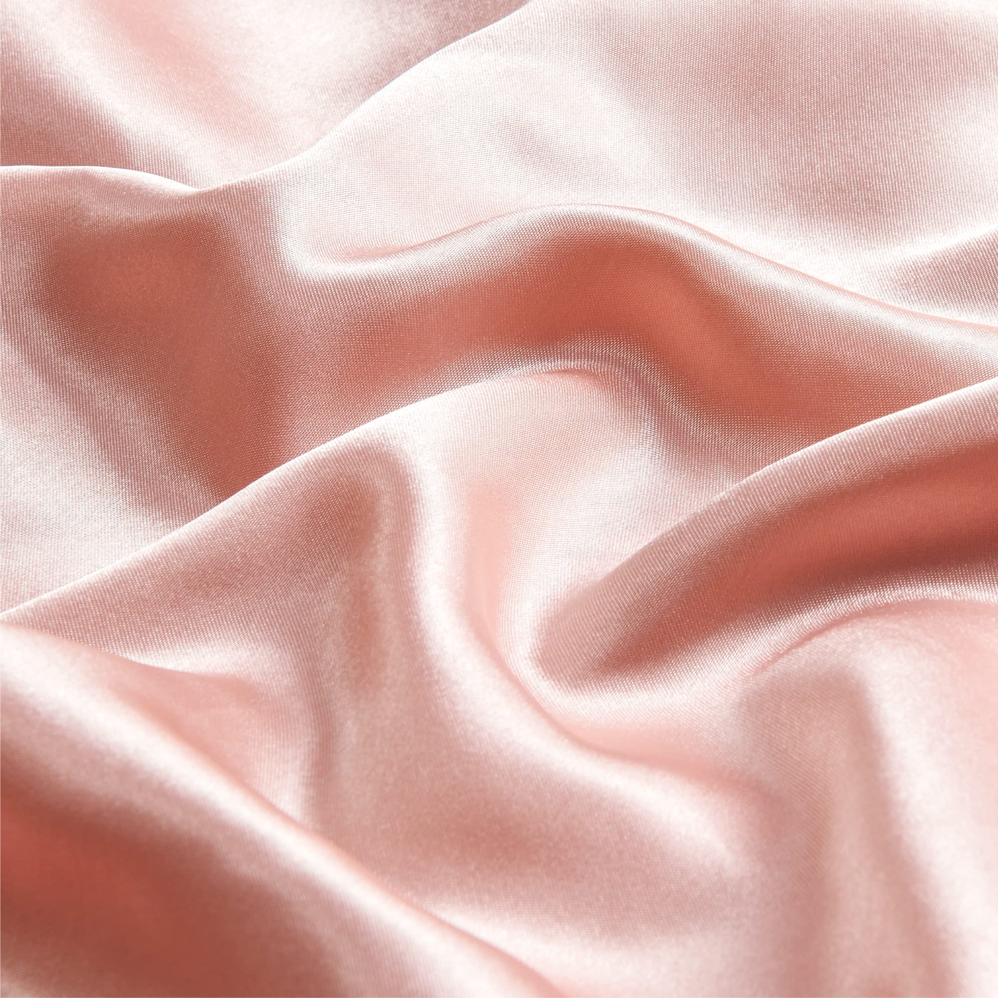 BEDELITE Satin Pillowcase with Zipper 2 Pack - Coral Standard Size (20x26 Inches) - Super Soft Cooling Silk-Like Pillow Cases for Women & Men - Perfect for Hair Care, Skin Protection & Better Sleep