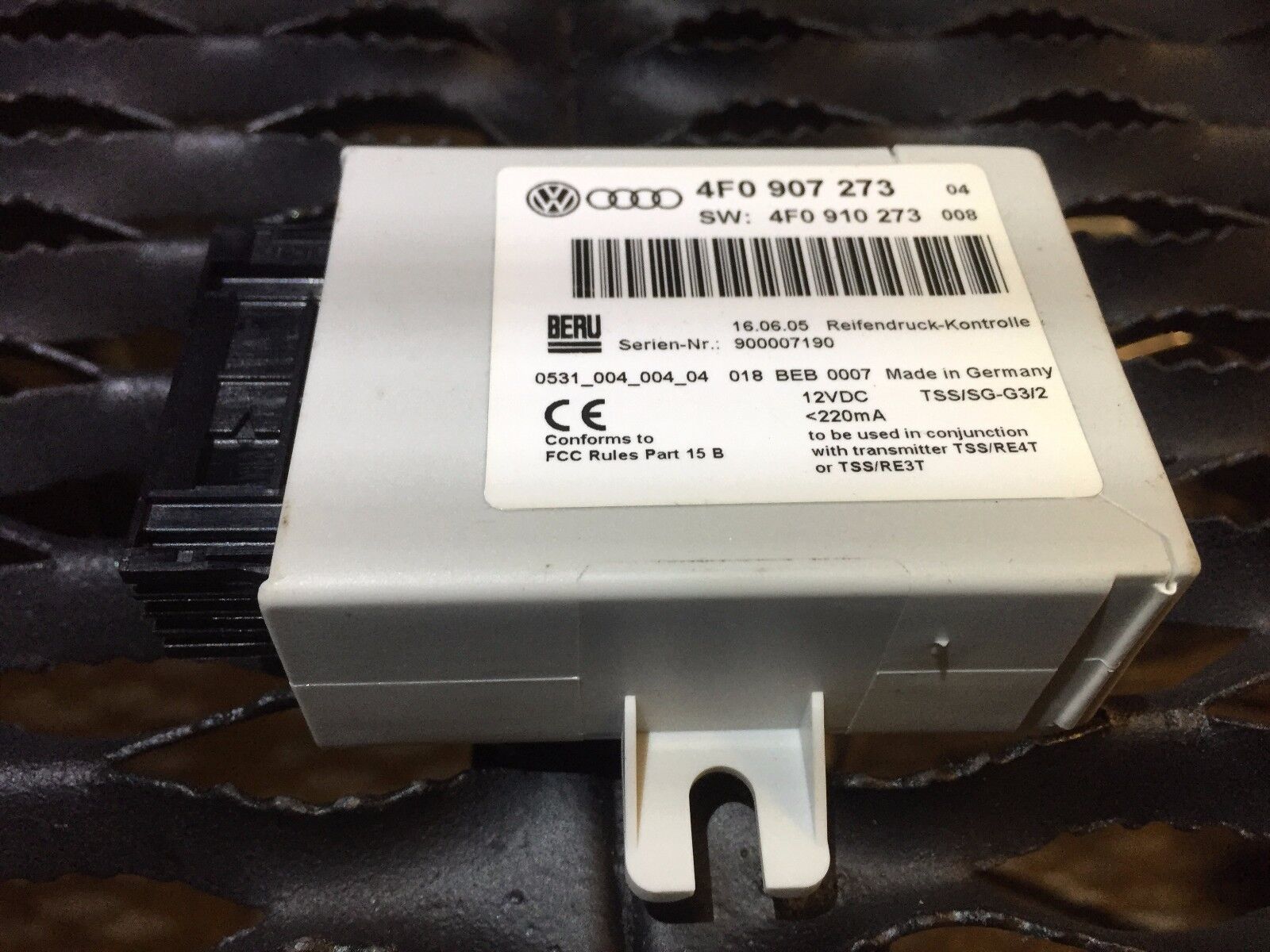 05-08 Audi A6 C6 Suspension TPMS Control Module 4F0907273 OEM Replacement - Perfect for Tire Pressure Monitoring System Repair & Maintenance