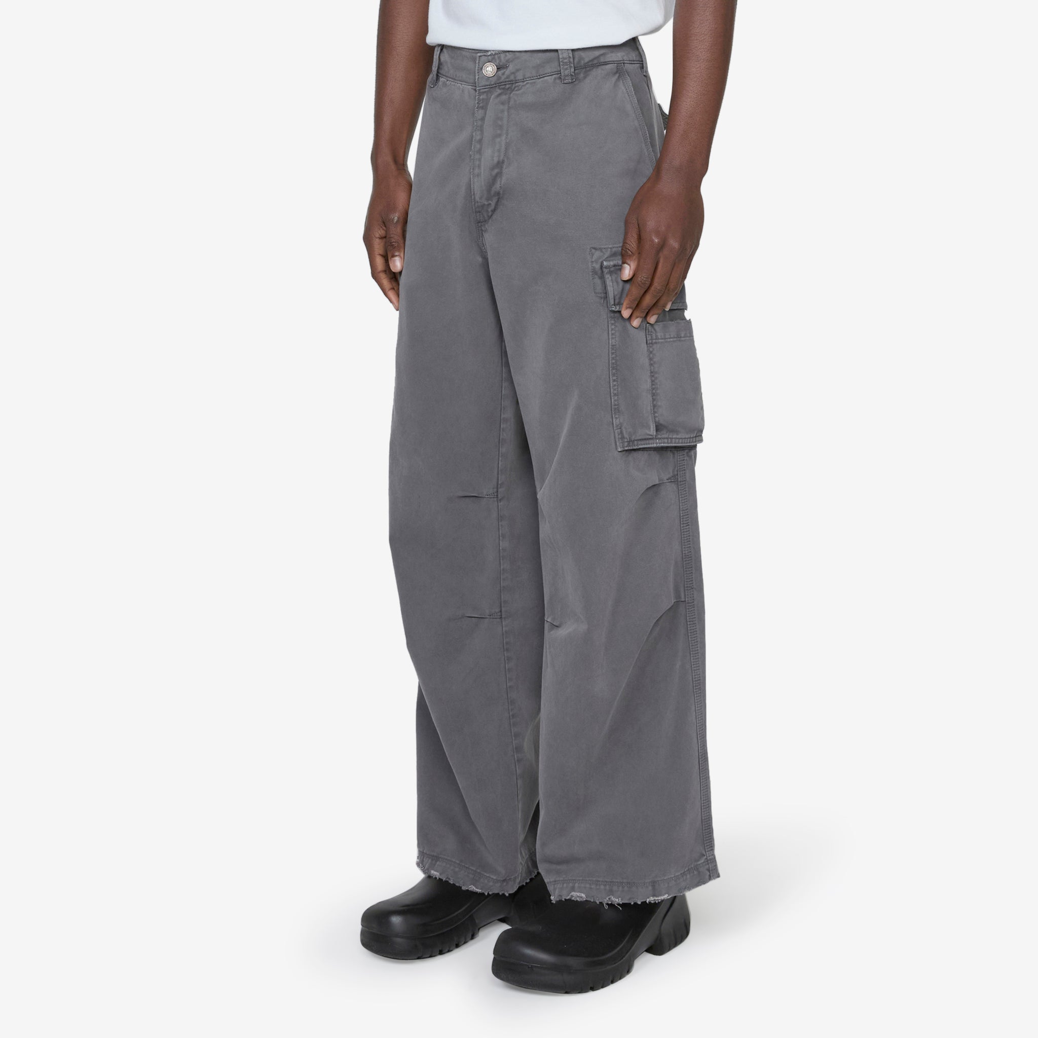 Classic Black Woven Cargo Pants for Men - Durable & Stylish Outdoor Workwear for Hiking, Camping & Casual Wear