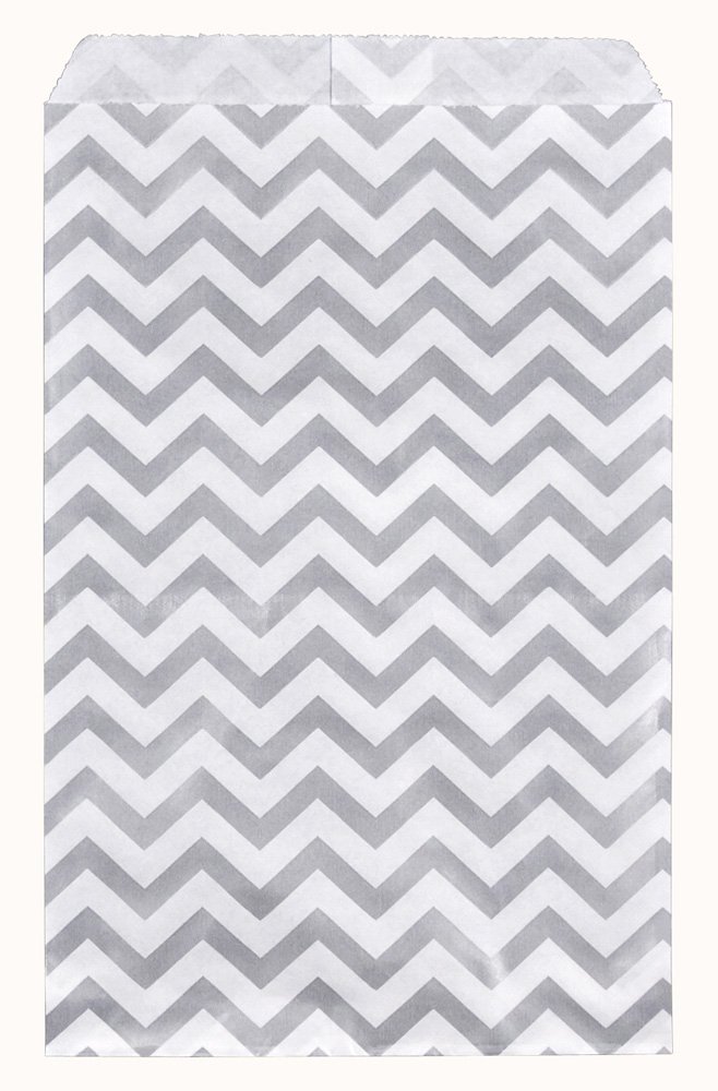 200 Pack Silver Chevron Pattern Gift Bags 6x9 Inches - Shimmering Party Favor Bags with Bonus Microfiber Cleaning Cloth - Perfect for Birthday, Wedding, Baby Shower & Retail Packaging