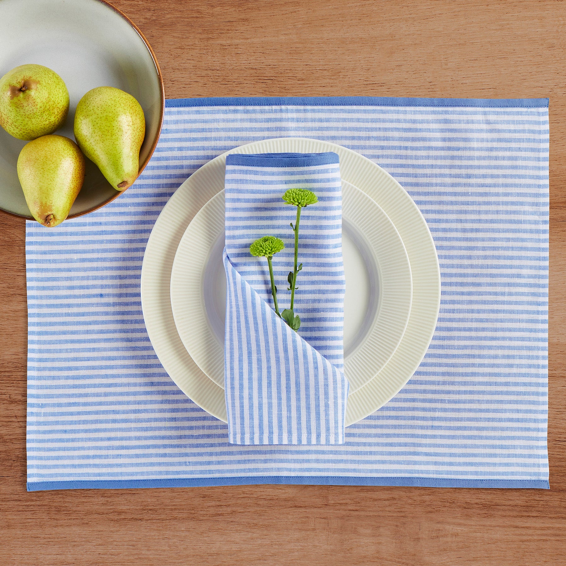 Premium Carmine Napkins, Set of 4 - Soft & Absorbent Dinner Napkins for Formal Dining, Parties & Special Occasions