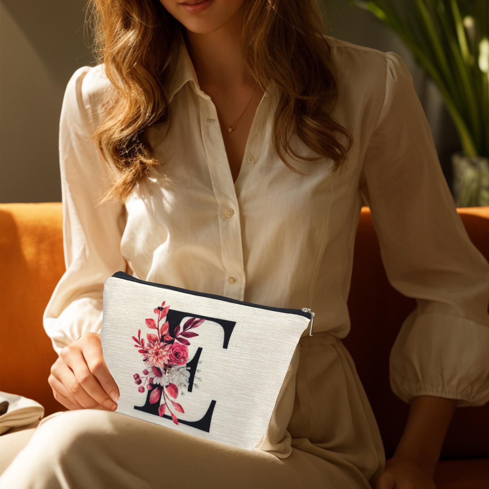 Personalized Floral Monogram Makeup Bag - Custom A-Z Initial Cosmetic Pouch for Women, Mom, Best Friend, Bride, Bridesmaid & Grandma | Perfect Birthday, Mother's Day, Christmas Gift | Travel-Friendly Small Cosmetic Bag for Weddings, Vacations & Everyday Use