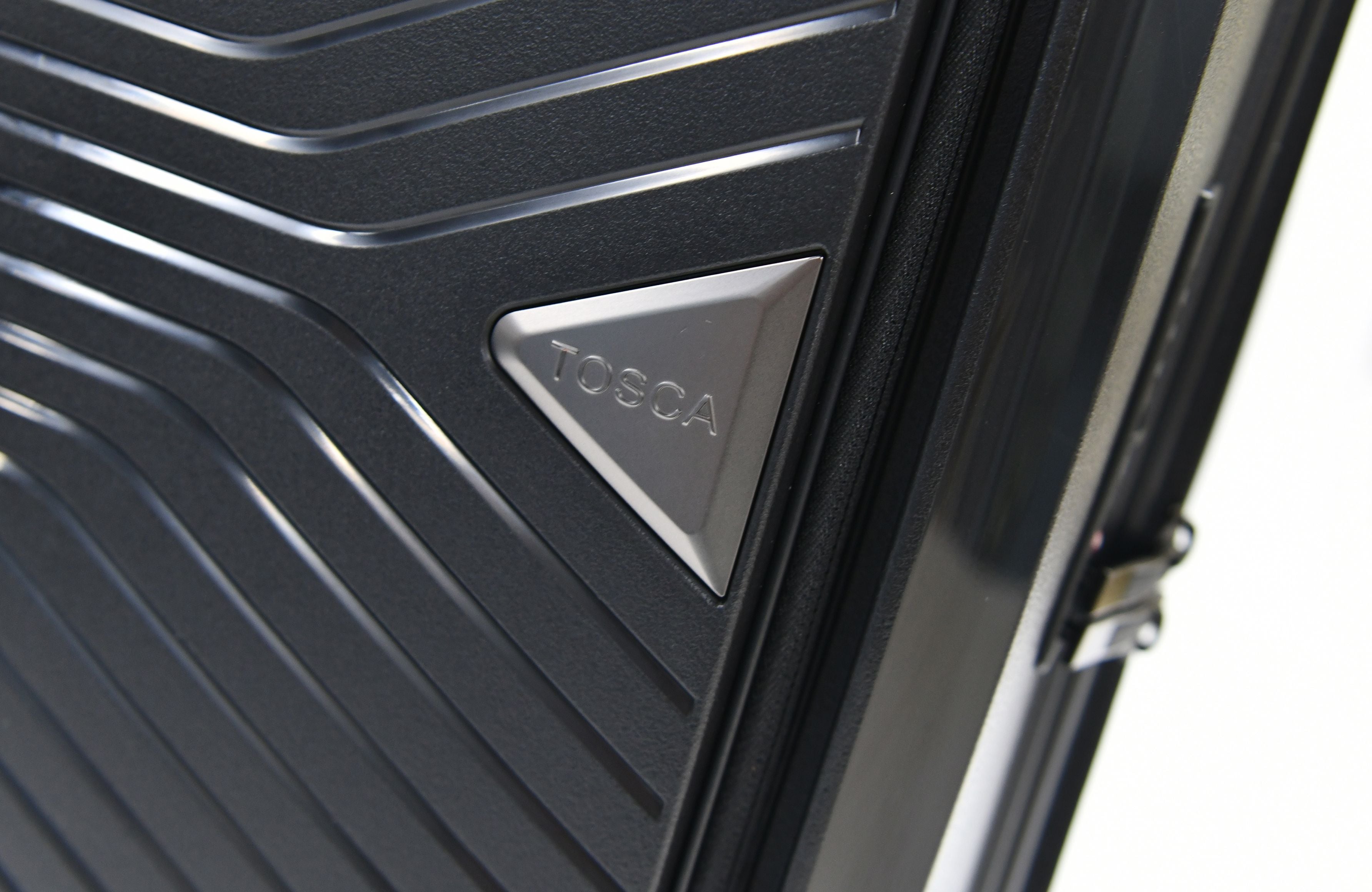 Tosca Space X 25in Medium Dual Opening Suitcase - Black Luggage for Travel & Business Trips | Carry-On & Check-In Friendly