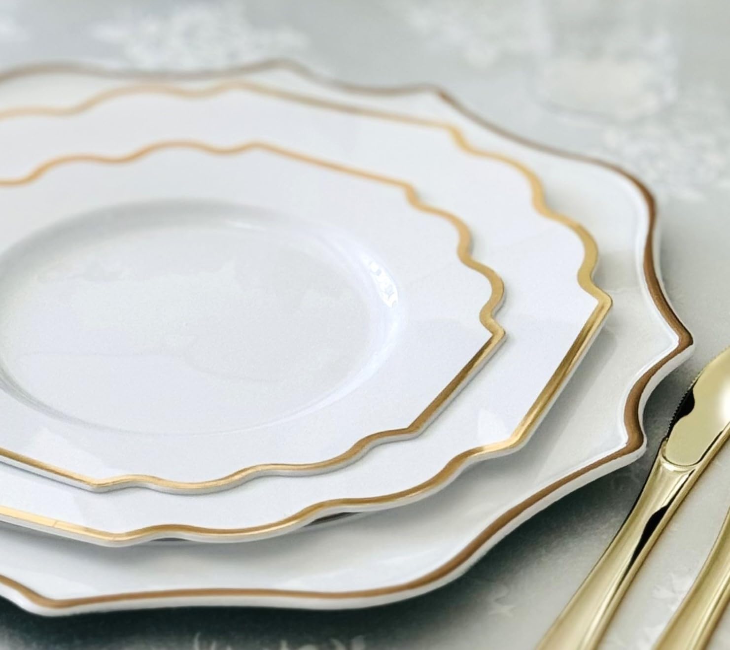 120 Pack Heavyweight Disposable Plastic Plates - 8'' Elegant White & Gold Appetizer/Dessert Plates for Weddings, Parties & Special Occasions - Perfect for Catering, Birthday Celebrations & Formal Events