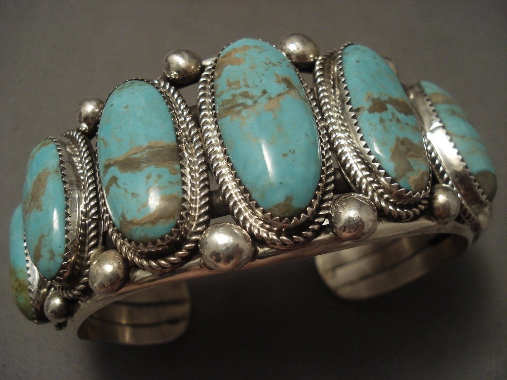 136g Heavy Vintage Navajo #8 Turquoise Native American Silver Bracelet - Handmade Southwest Jewelry for Women, Boho Fashion & Gift Ideas