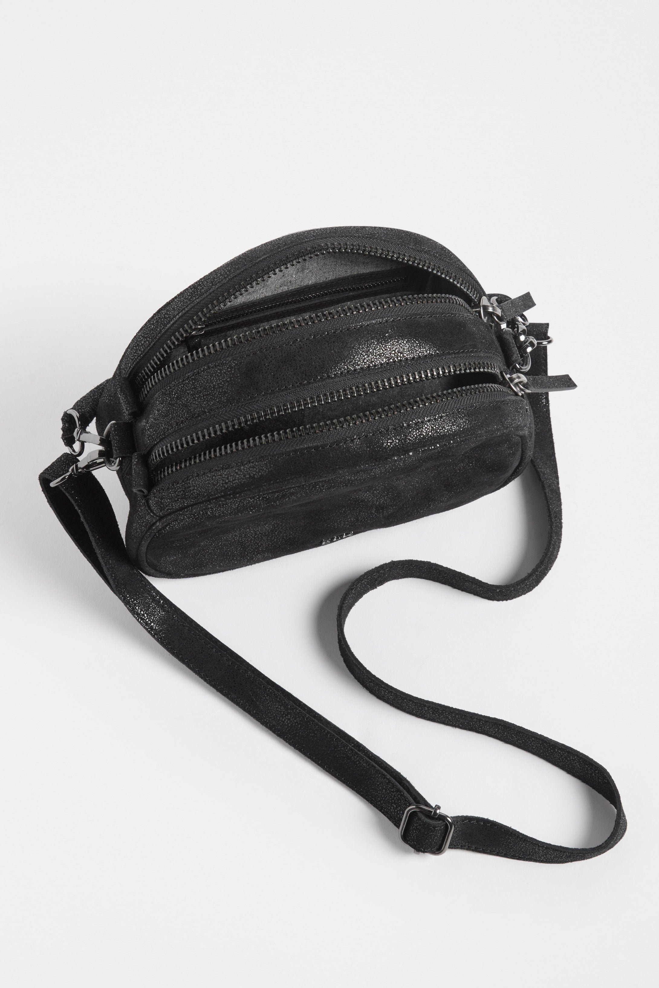Stylish Kjeld Crossbody Bag for Women - Fashionable & Functional Shoulder Purse - Perfect for Travel, Work & Everyday Use
