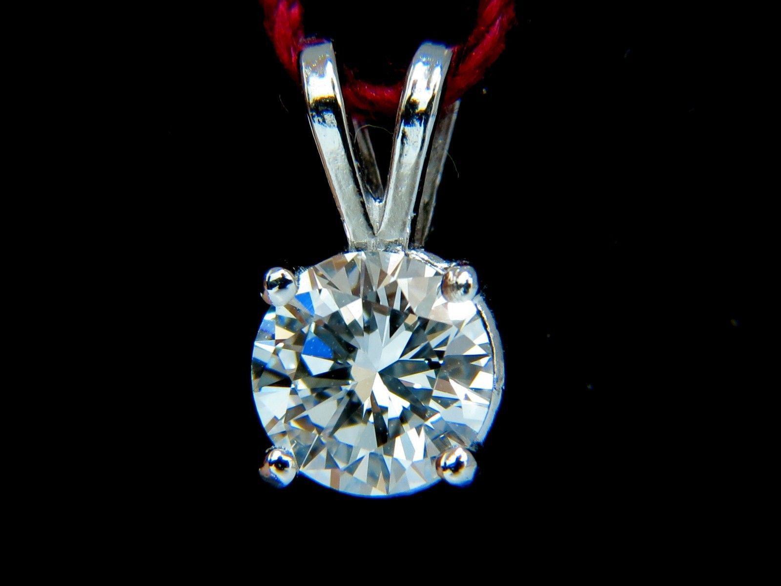 0.70CT GIA Certified E/VS1 Solitaire Diamond Pendant in 14K White Gold - Elegant Necklace for Weddings, Anniversaries & Special Occasions