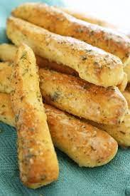 New York Bakery Garlic Bread Sticks - All Natural, Homemade, Preservative-Free, 0g Trans Fat per Serving - 6 Pack (10.5 oz, 6 Sticks Each) | Perfect for Parties, Family Dinners & Italian Cuisine | Supports Ready Set Gourmet Donate A Meal Program