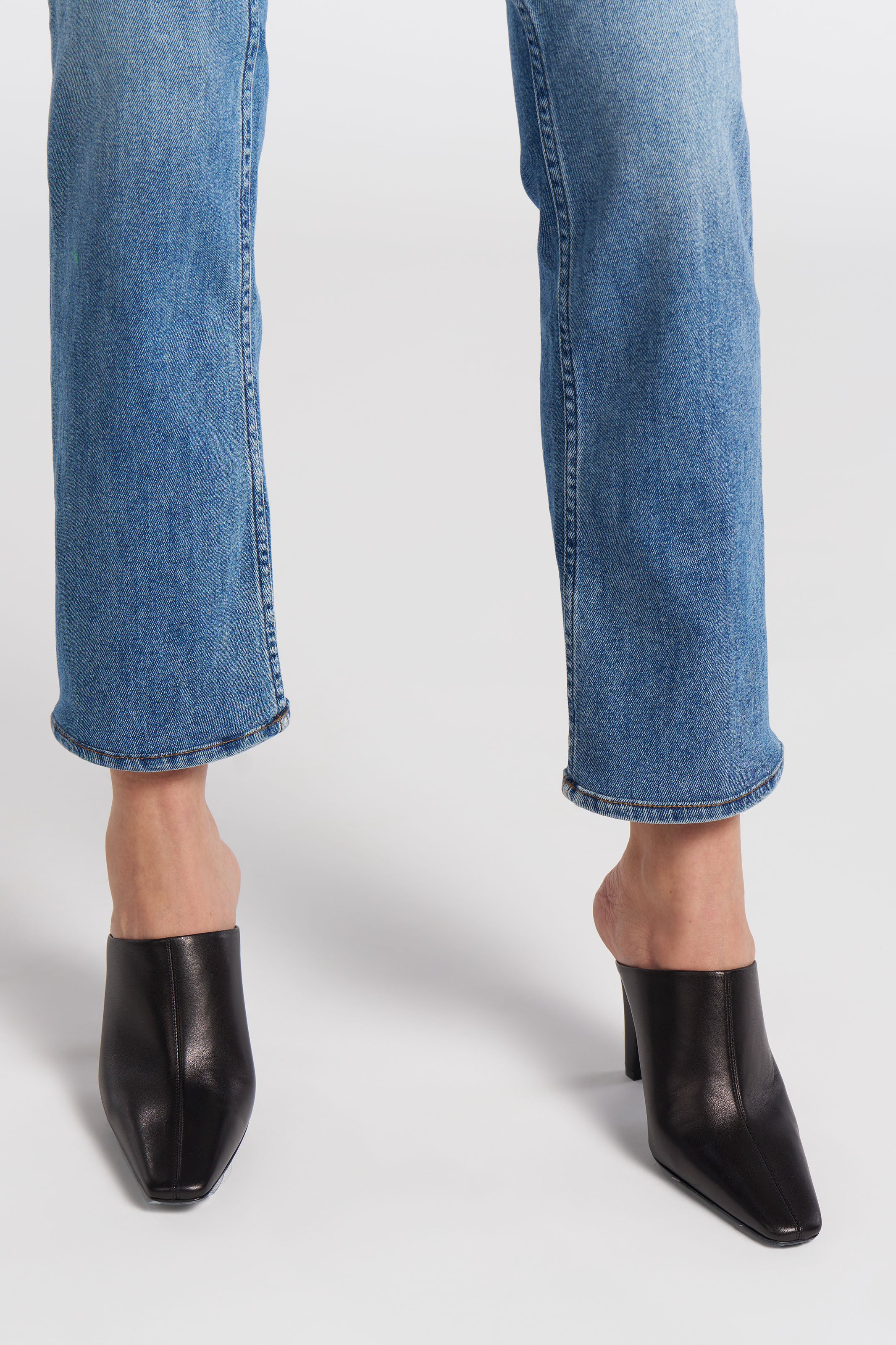 Irina Jean - Stylish and Comfortable Women's Jeans for Casual Wear, Work & Everyday Outfits | Perfect for Office, Dates & Weekend Looks