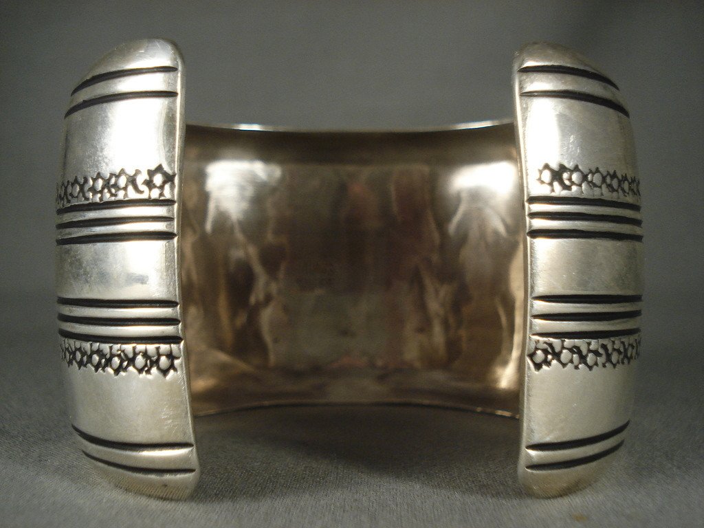 136 Gram Monster Thomas Singer 'Horse Love' Native American Sterling Silver Bracelet - Handmade Tribal Jewelry for Women, Boho Chic Accessory for Festival & Everyday Wear
