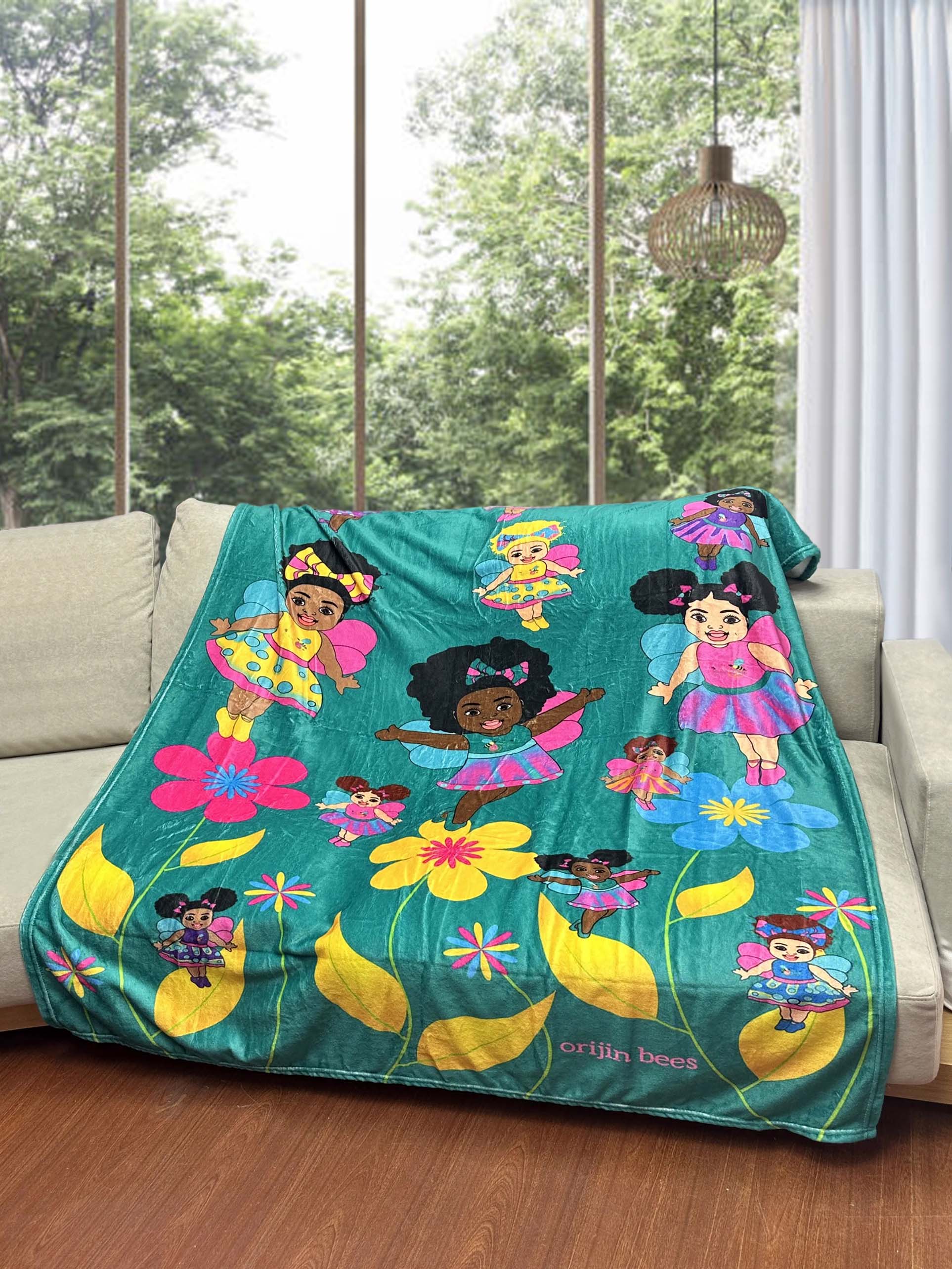 Soft & Cozy Cuddle Bees Plush Throw Blanket - Ultra Fluffy Fleece Blanket for Bed, Couch & Travel - Perfect Gift for Women, Men & Kids