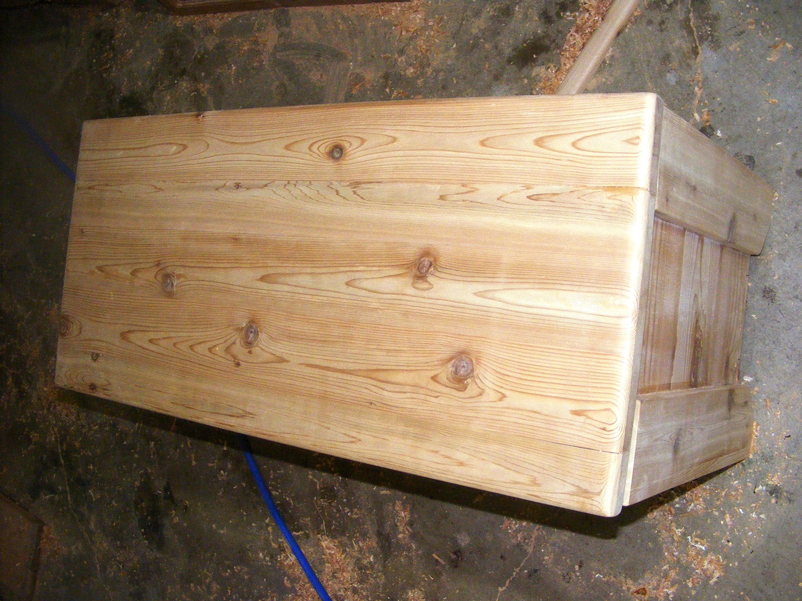 Steve's Gift Shoppe Cedar Wood Storage Bench with Lift Top - 30 x 14 x 20 Inches - Perfect for Entryway, Bedroom & Living Room Organization