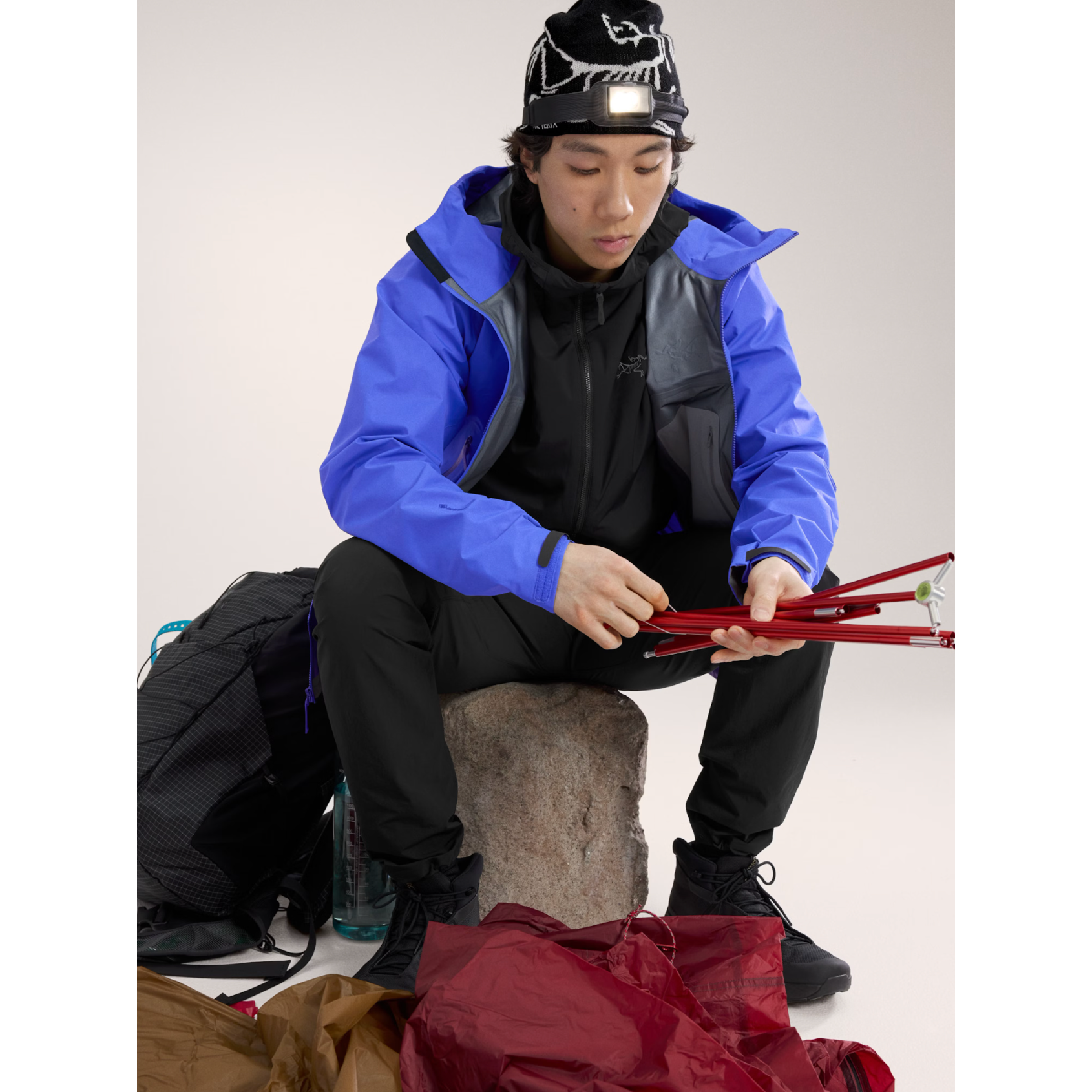 Arc'teryx Men's Atom SL Hoody - Lightweight Packable Insulated Jacket for Hiking, Travel & Outdoor Adventures