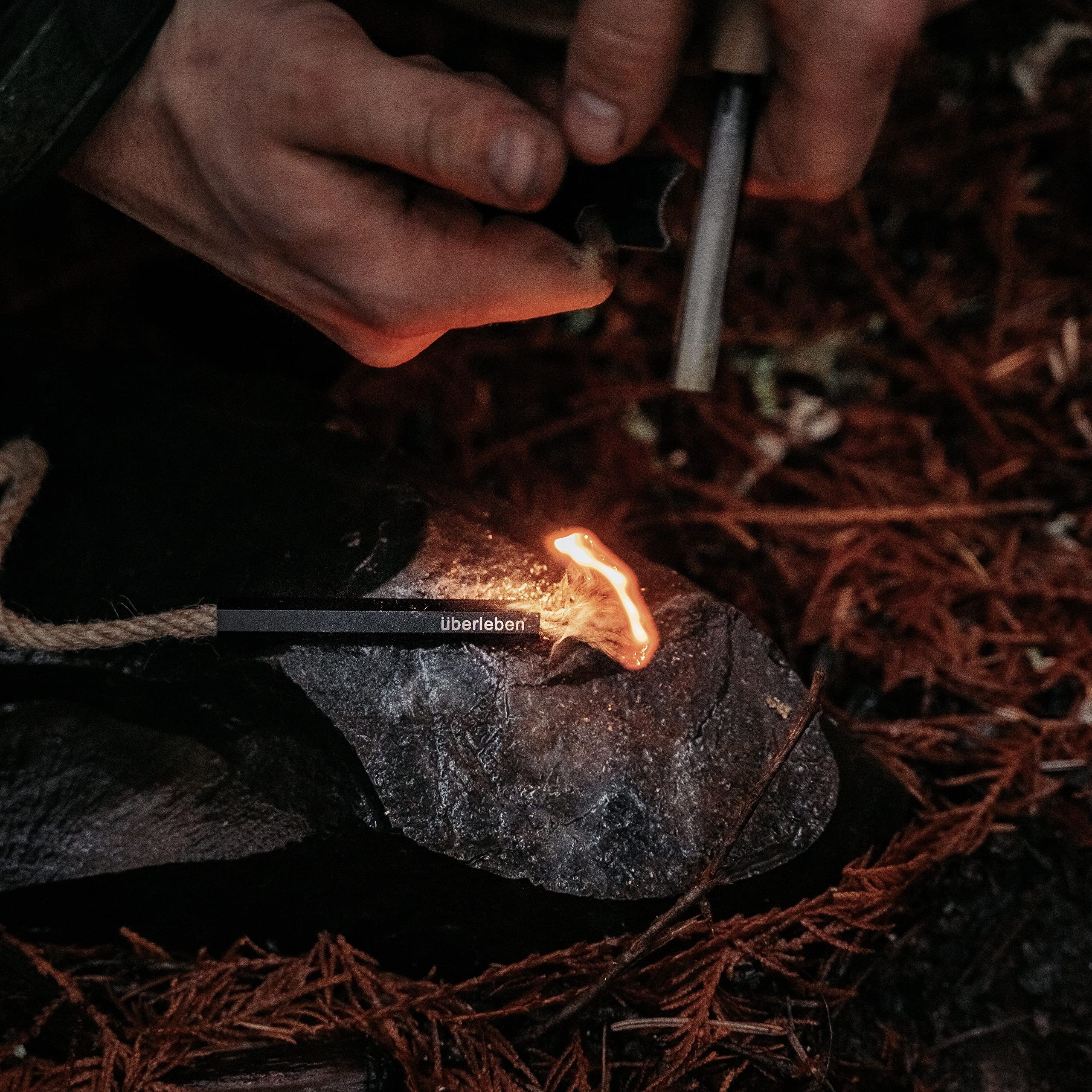 Überleben Tindår Fire Starter Kit - Waterproof Survival Fire Starter with 60 Min Burn Time, Parrafin Wax Rope & Hemp Wick - Includes Black Aluminum Sleeve & Slider Box - Perfect for Camping, Hiking, and Outdoor Emergency Preparedness