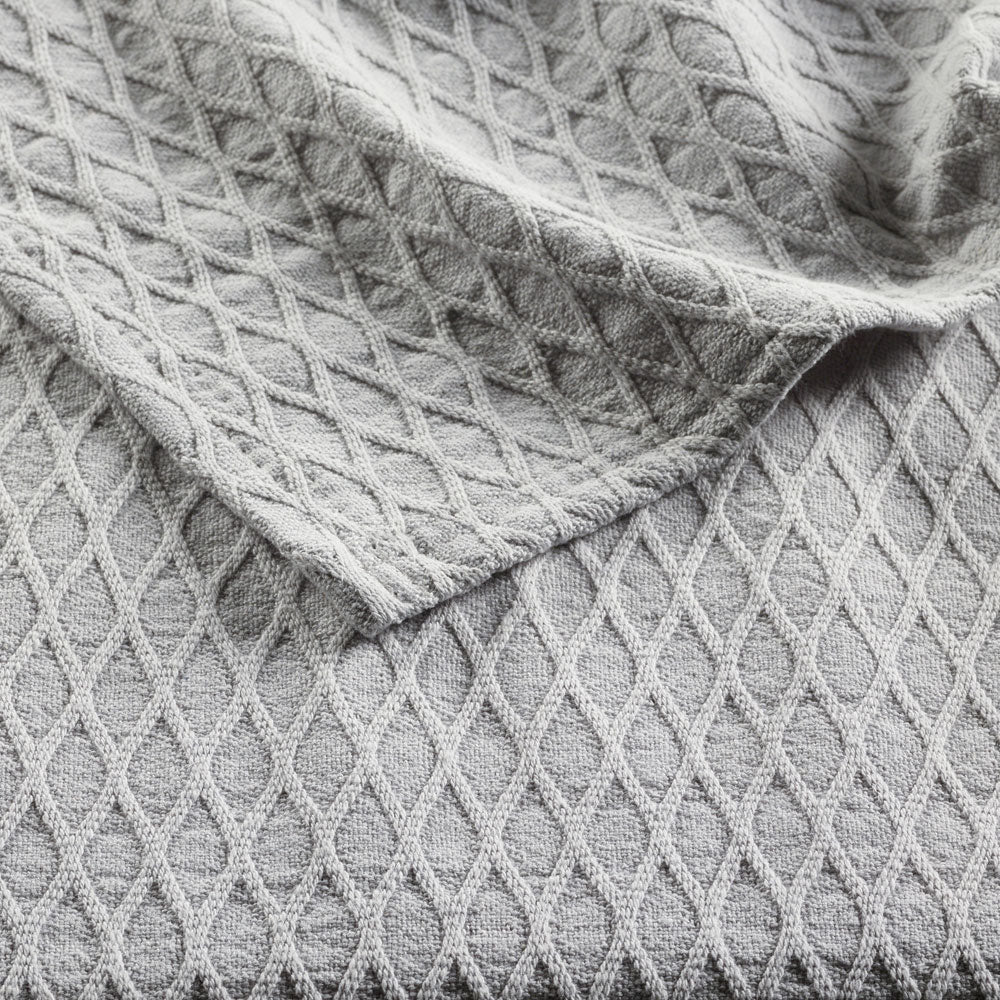 Premium Gosford Silver 100% Cotton Blanket - Super King Size | Ultra Soft & Breathable Bedding for All Seasons | Perfect for Master Bedroom, Guest Room, or Cozy Living Room Lounging