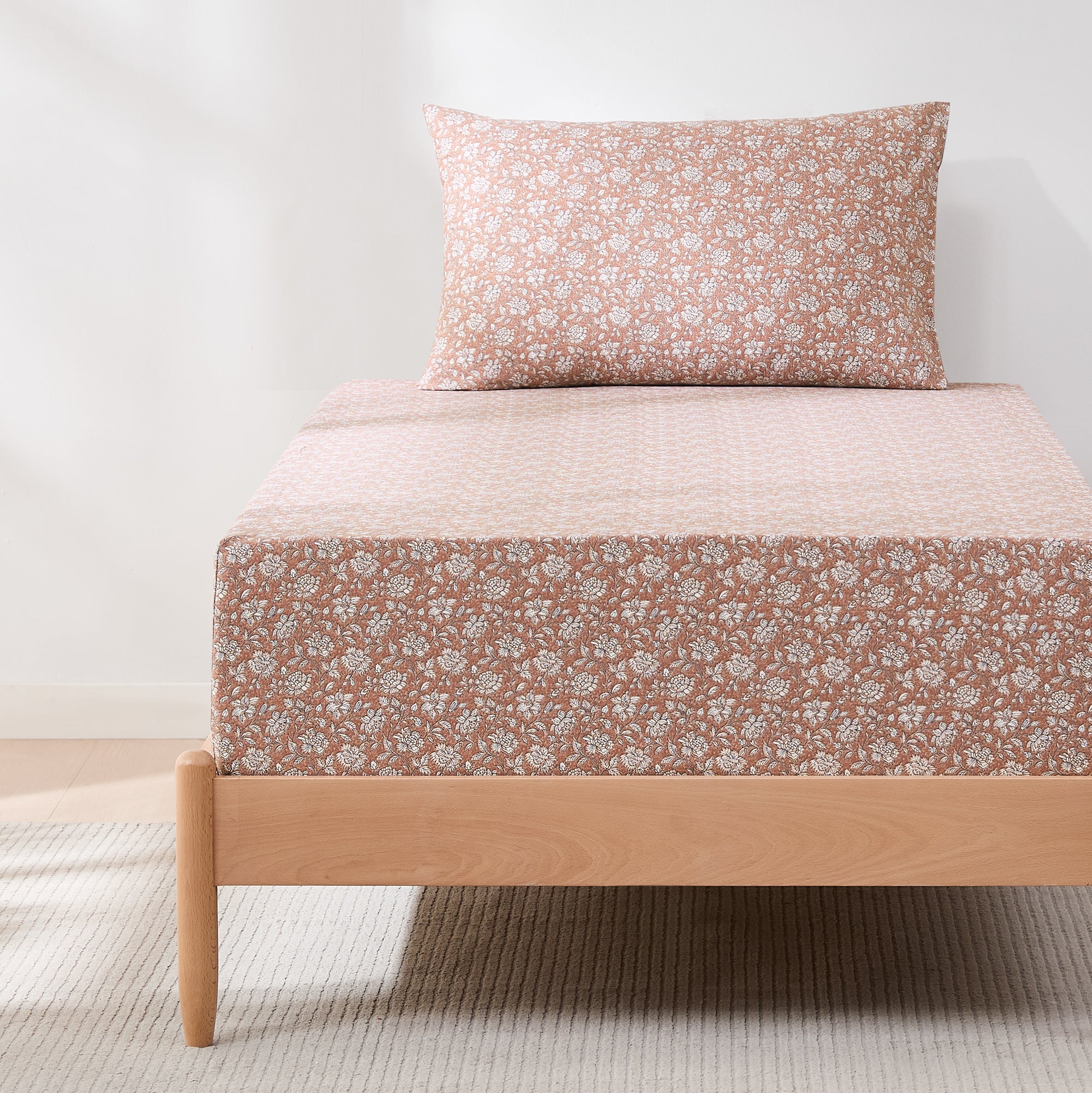 Zara Floral Print 100% Cotton Bed Sheet Set - Queen Size, 4-Piece Set for Soft & Breathable Bedding | Perfect for Master Bedroom, Guest Room & Dormitory