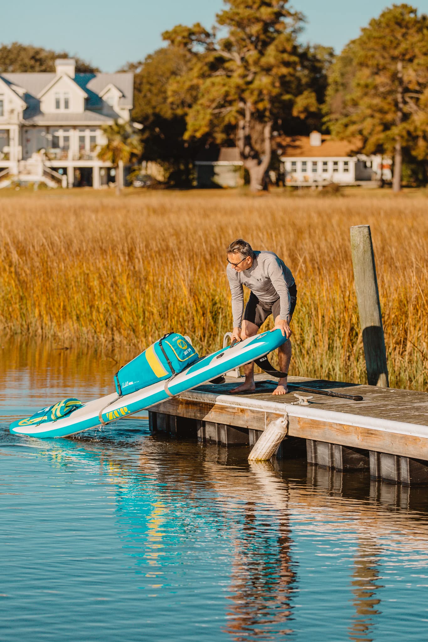 ZUP Boomer iSup Stand Up Paddle Board Combo - Inflatable SUP for All Ages - Perfect for Lakes, Rivers & Calm Waters - Includes Paddle & Accessories - Blue & White Design - Great for Fitness, Yoga & Family Fun