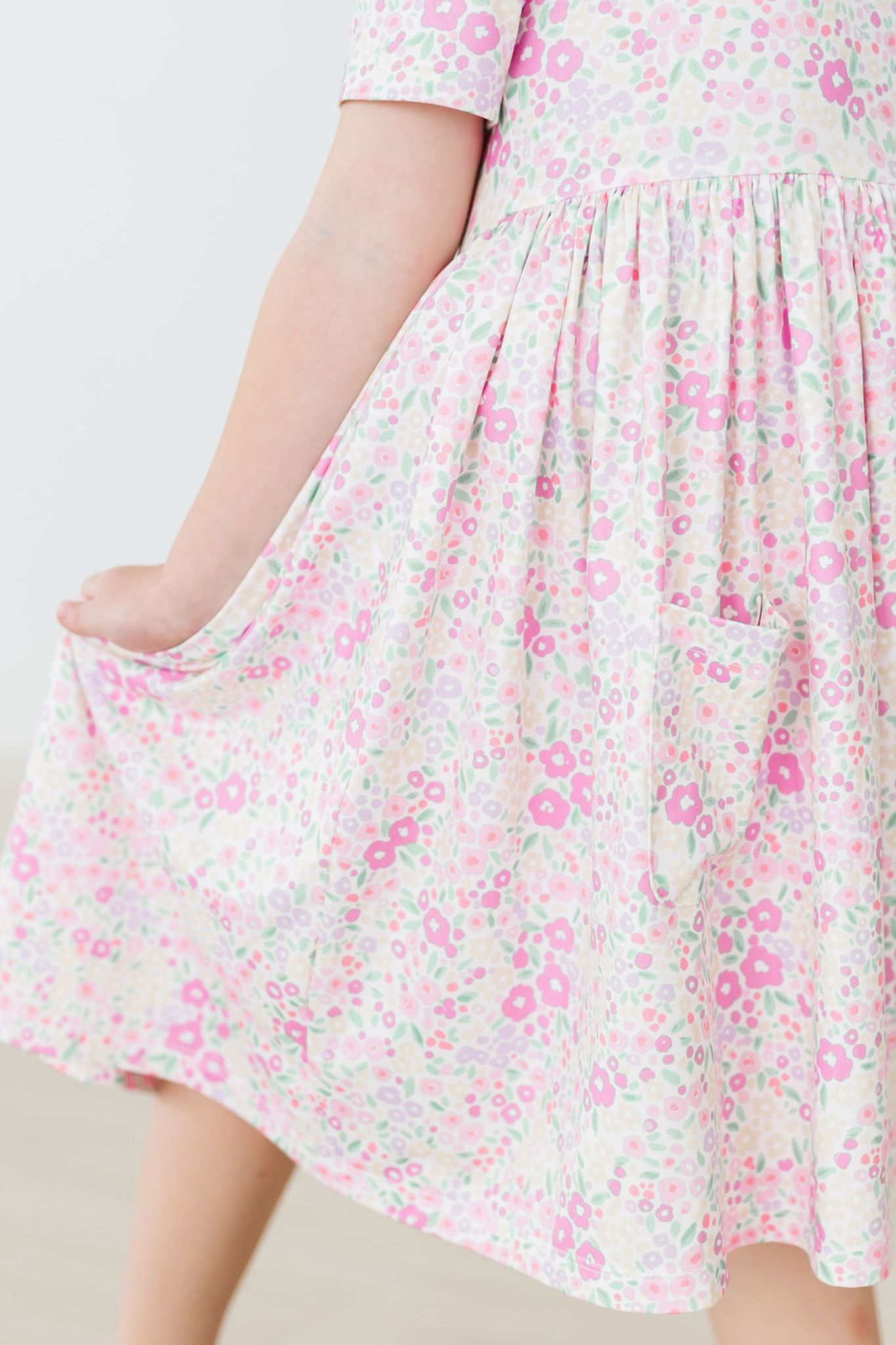 Blooming Beauty Women's Summer Short Sleeve Pocket Twirl Dress - Perfect for Beach Vacations, Garden Parties & Casual Outings