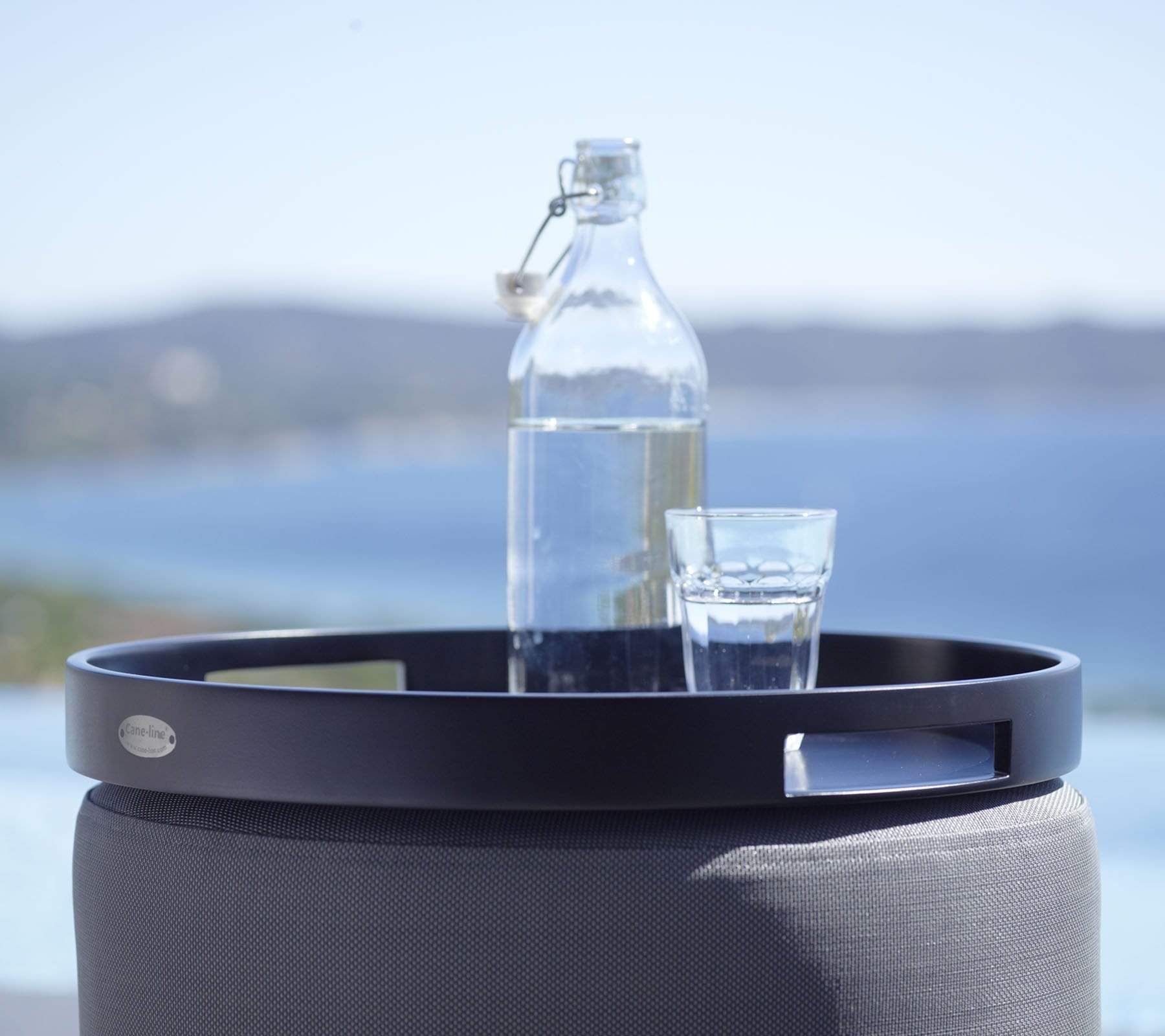Premium Outdoor Round Serving Tray - Durable & Lightweight for Picnics, BBQs, and Poolside Parties - Perfect for Entertaining Guests with Style