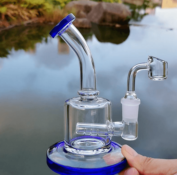 Premium Thick Glass Dab Rig with Quartz Banger - 10mm/14mm Water Pipe for Concentrates | Smooth & Durable Design for Home Use or Travel