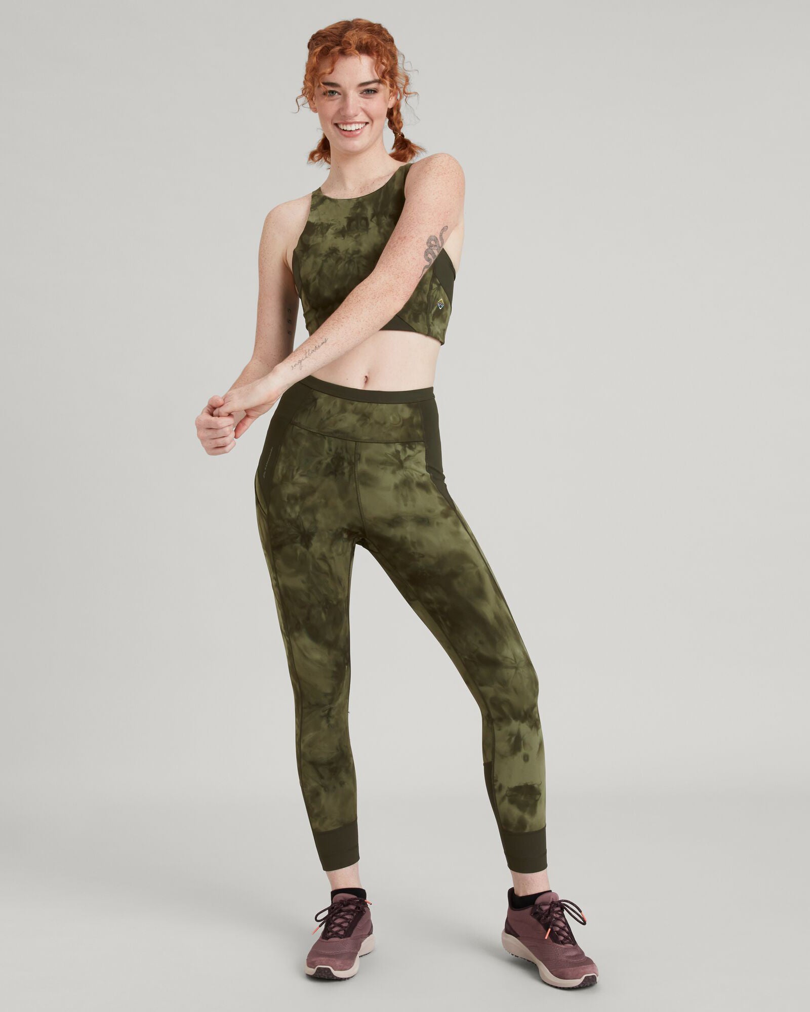 WELL.DER.NESS Women's 7/8 Yoga Leggings - Beech Sunburst Print High Waist Workout Tights for Running, Gym & Lounge Wear