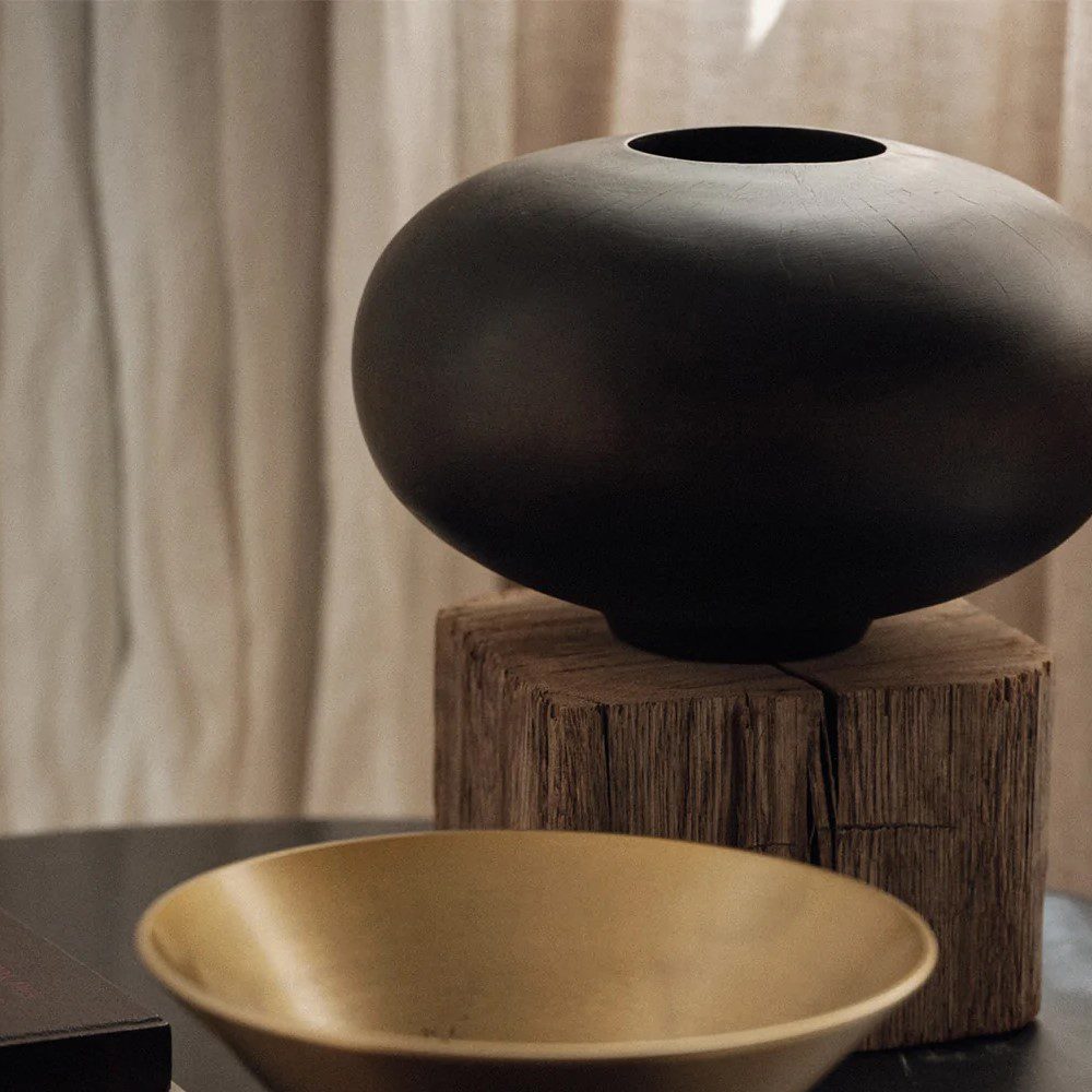 AUDO CPH Modern Wooden Vase - 17.5cm Tall Scandinavian Home Decor for Living Room, Dining Table & Office Desk Centerpiece