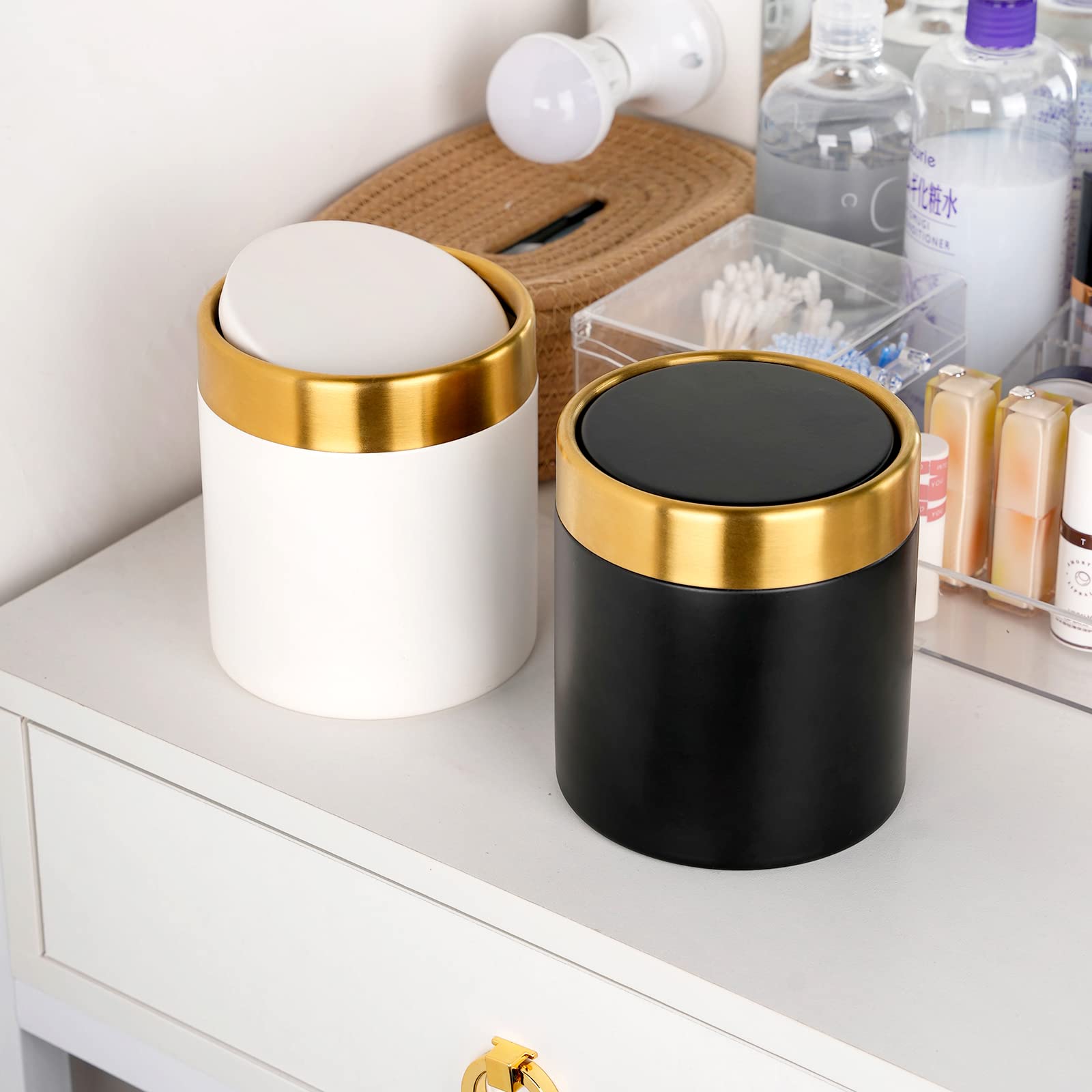 Mini Trash Can with Lid - 1.5L Small Metal Garbage Bin for Desk, Office, Kitchen Counter & Coffee Bar | Compact Waste Basket for Home & Workspace | Elegant White Design