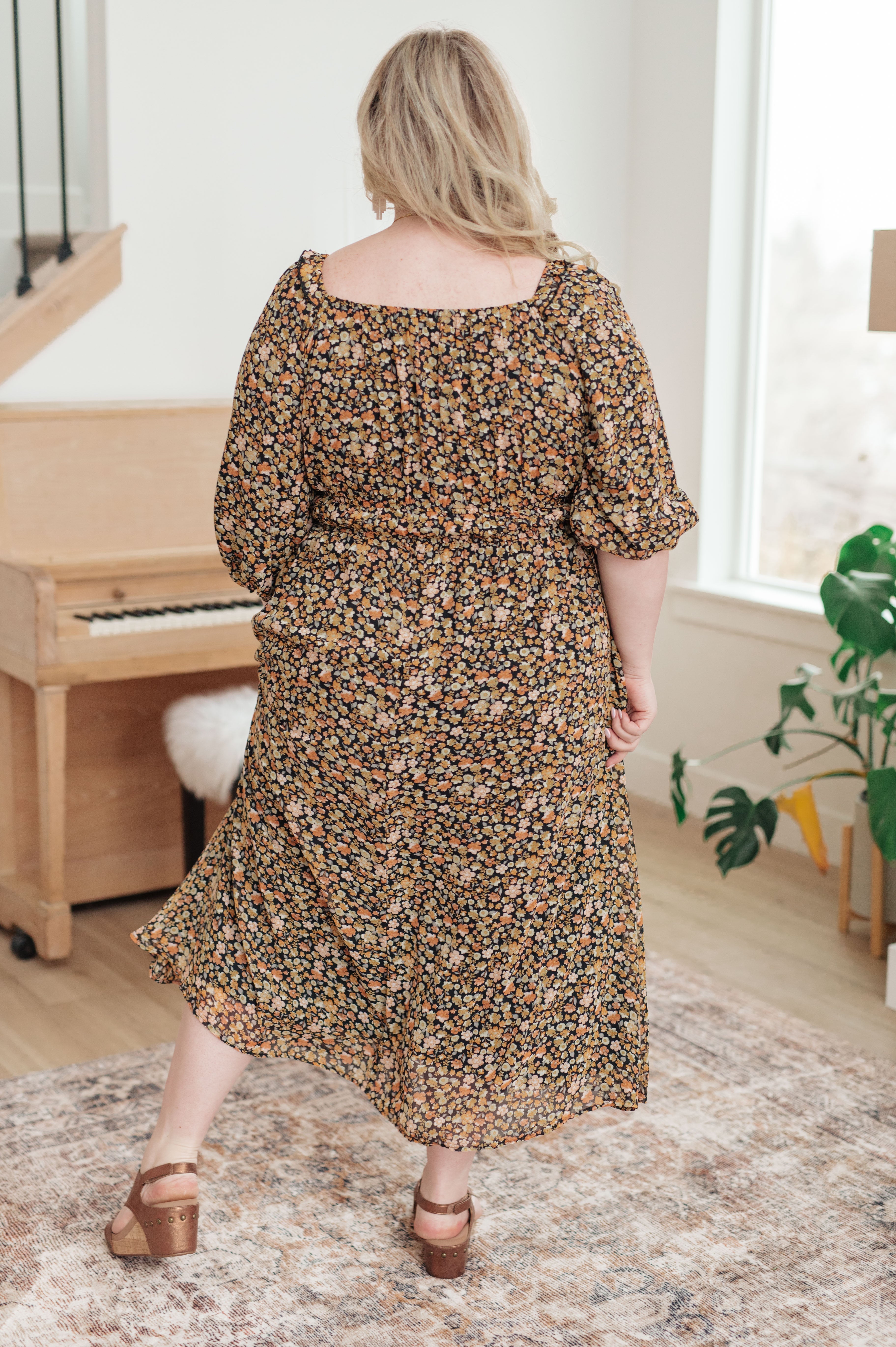 Floral Maxi Dress for Women - Elegant Long Summer Dress with Floral Print, Perfect for Beach Vacations, Weddings & Date Nights