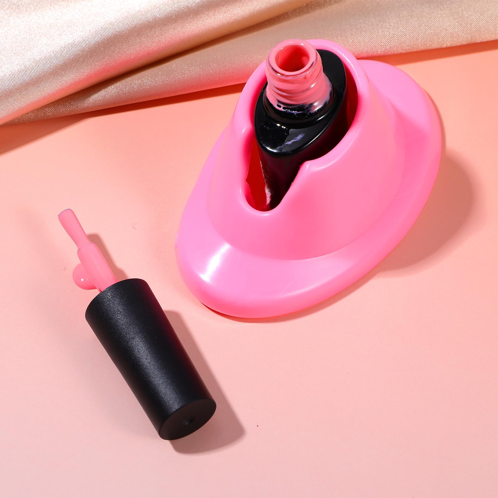 4PCS Soft Rubber Nail Polish Bottle Holder - Anti-Spill Nail Polish Stand for Manicure & Nail Art - Perfect for Salon, Home Use & Professional Nail Display Accessories