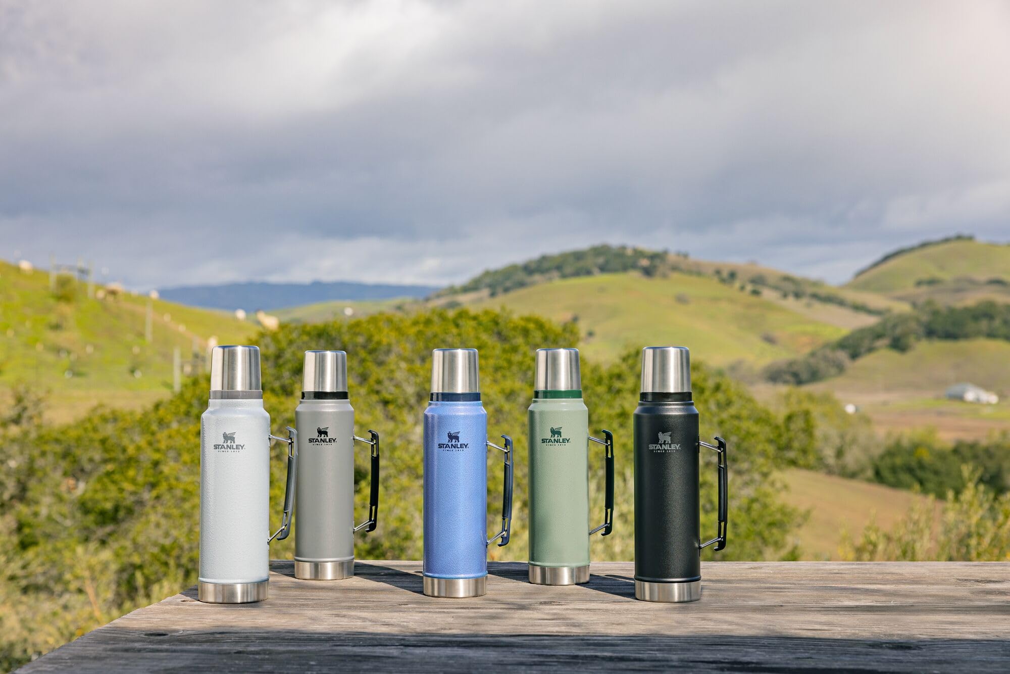 Stanley Classic Legendary Vacuum Insulated Bottle 1.5QT (48oz) Matte Black - Keeps Drinks Hot/Cold for Hours, Perfect for Camping, Hiking & Outdoor Adventures