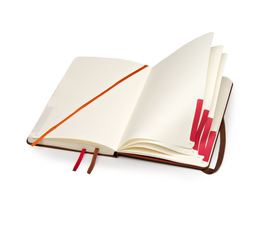 Moleskine Voyageur Travel Journal - Premium Leather Notebook for Writing, Sketching & Note Taking - Perfect for Travelers, Students & Professionals