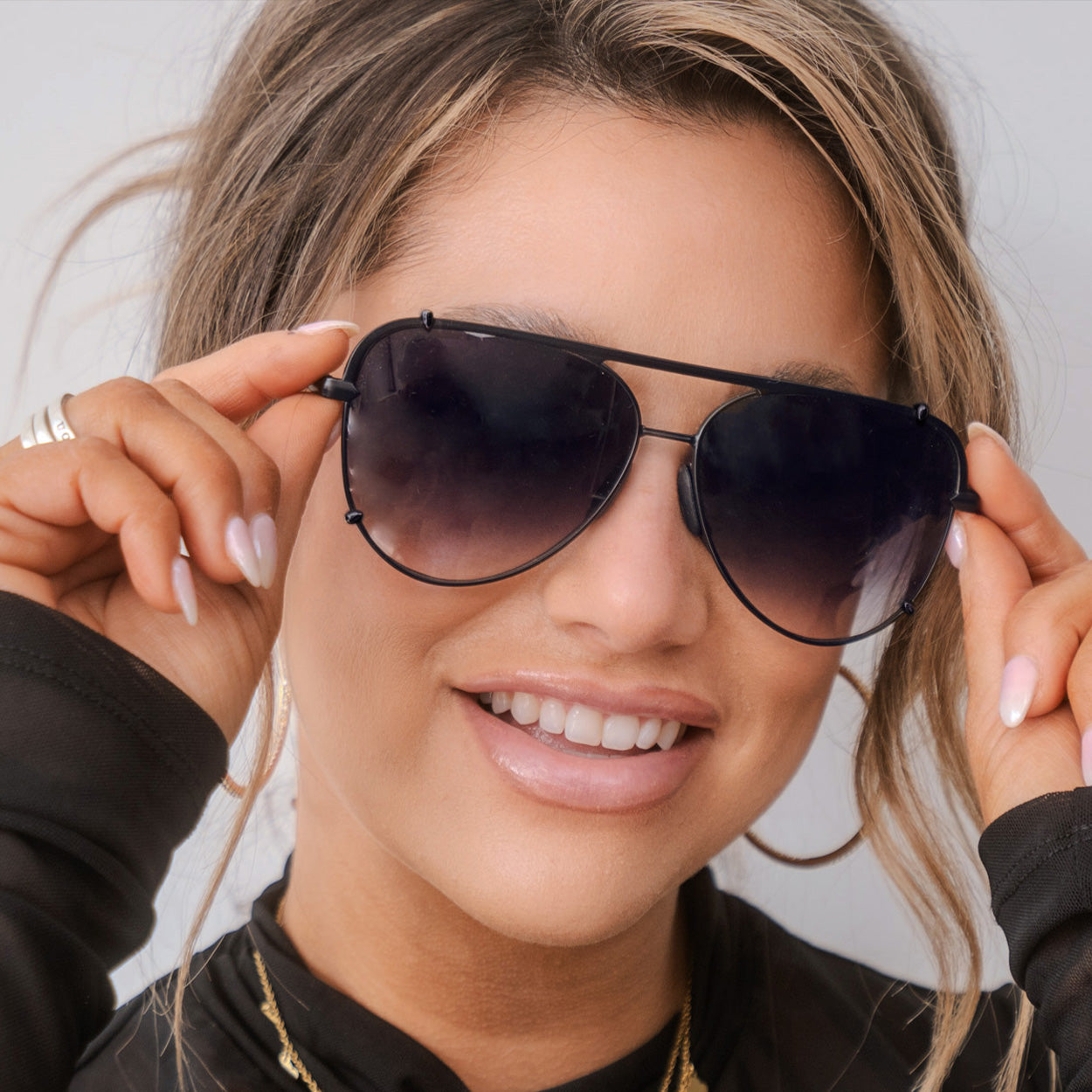 Tangle-Free Faded Black Aviator Sunglasses for Women - Classic Retro Style for Driving, Beach & Outdoor Activities