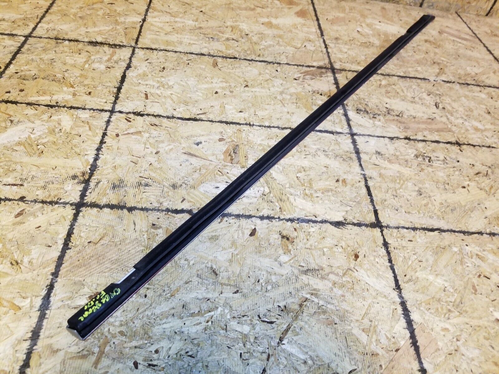04-06 Porsche Cayenne Front Left Driver Door Window Seal Belt Molding - OEM Replacement Part for Window Leak Repair & Weather Protection