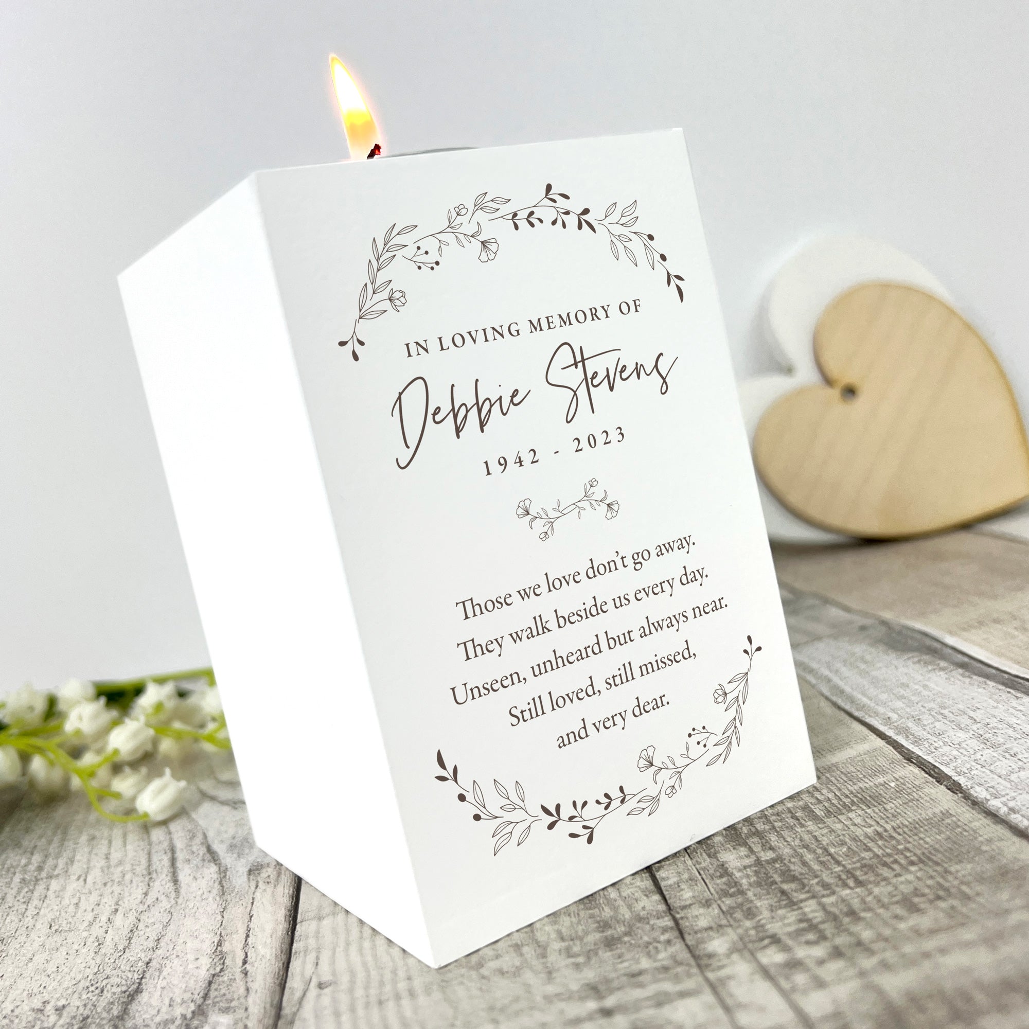 Personalized Memorial Wreath - White Tea Light Candle Holder for Graveside, Funeral, or Home Remembrance Decor