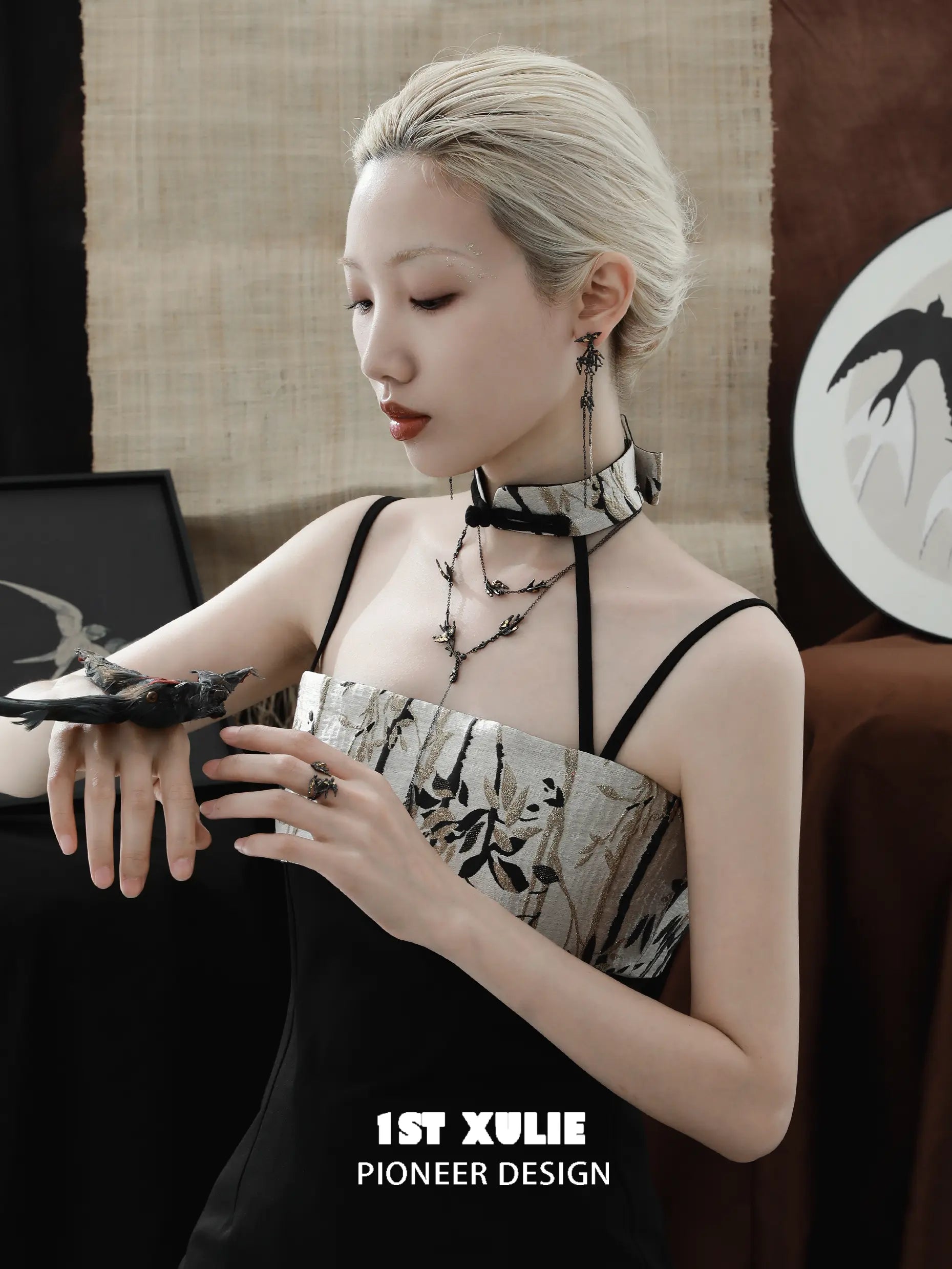 18K Black Gold Plated & Gold Leaf Swallow Choker Necklace™ - Elegant Vintage Jewelry for Women, Perfect for Weddings, Parties & Special Occasions