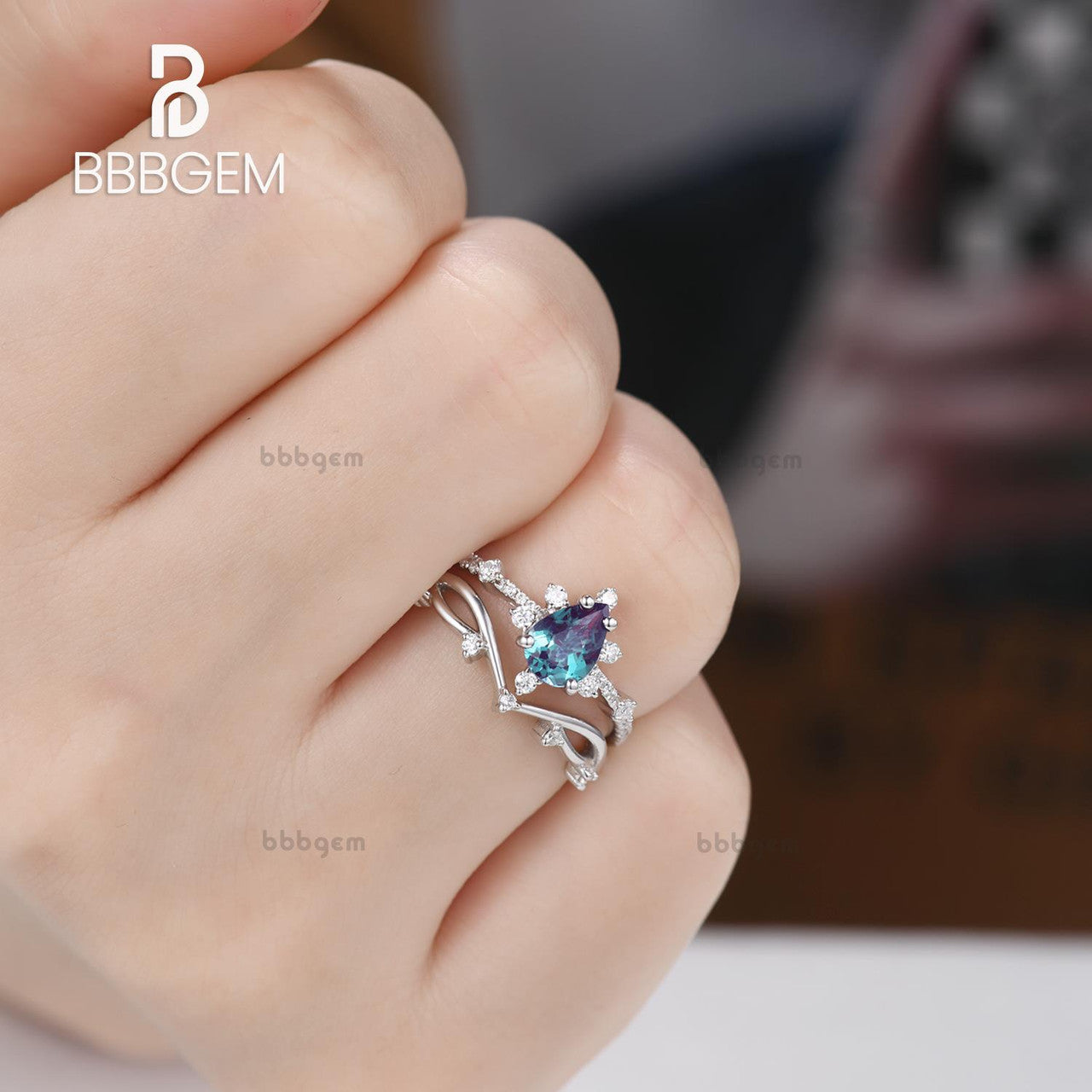 Vintage Art Deco Alexandrite Pear Lab Ring Set for Women - Nature Inspired Branch Vine Leaf Design, Perfect for Engagement, Promise, Wedding & Anniversary Gifts