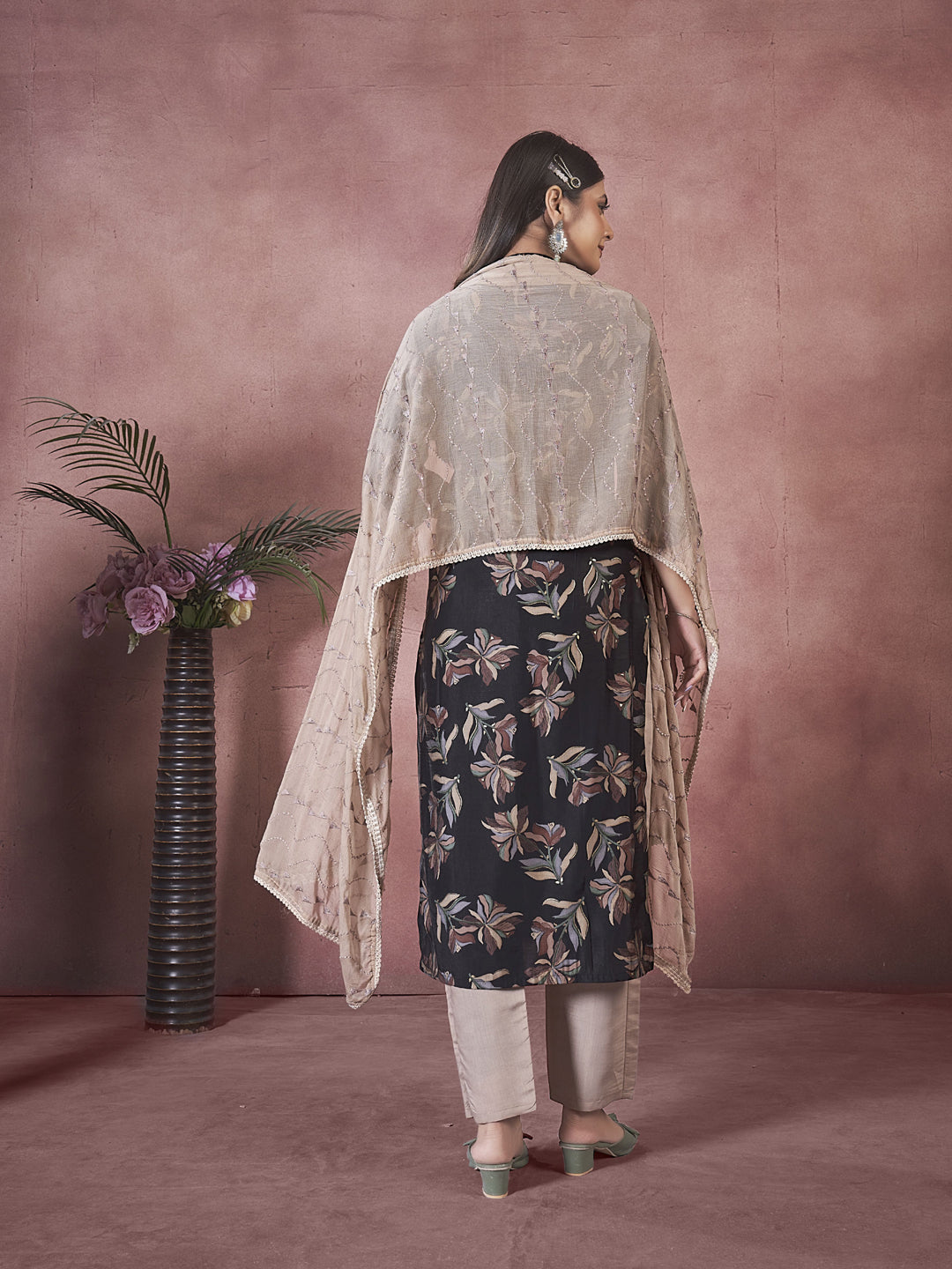 Elegant Black Ready-to-Wear Pant Suit with Exquisite Designer Embroidery - Perfect for Weddings, Parties & Formal Occasions