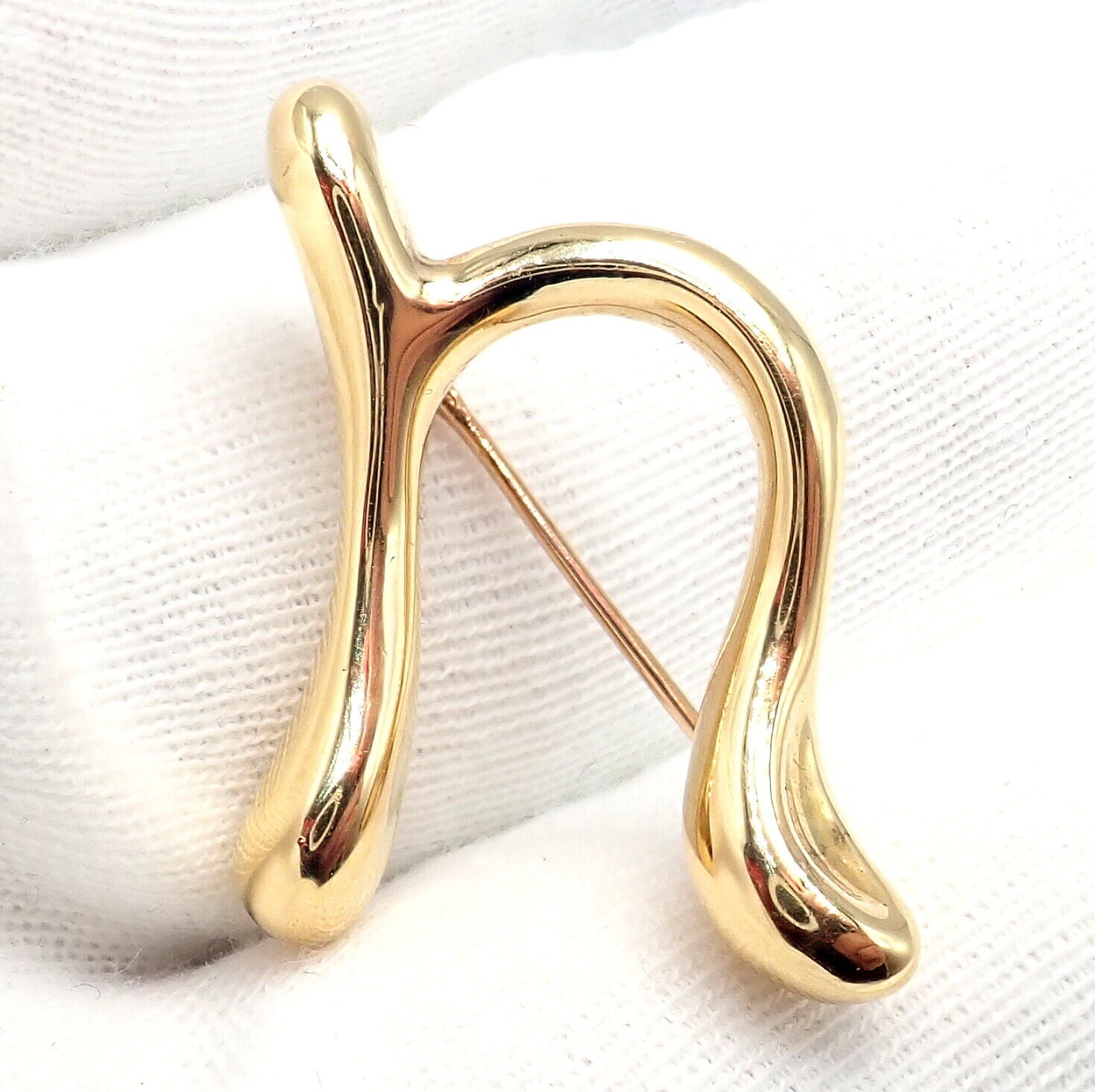 Authentic Tiffany & Co Peretti 18k Yellow Gold Initial N Pin Brooch 1983 - Vintage Luxury Jewelry for Women, Perfect for Weddings, Anniversaries & Special Occasions