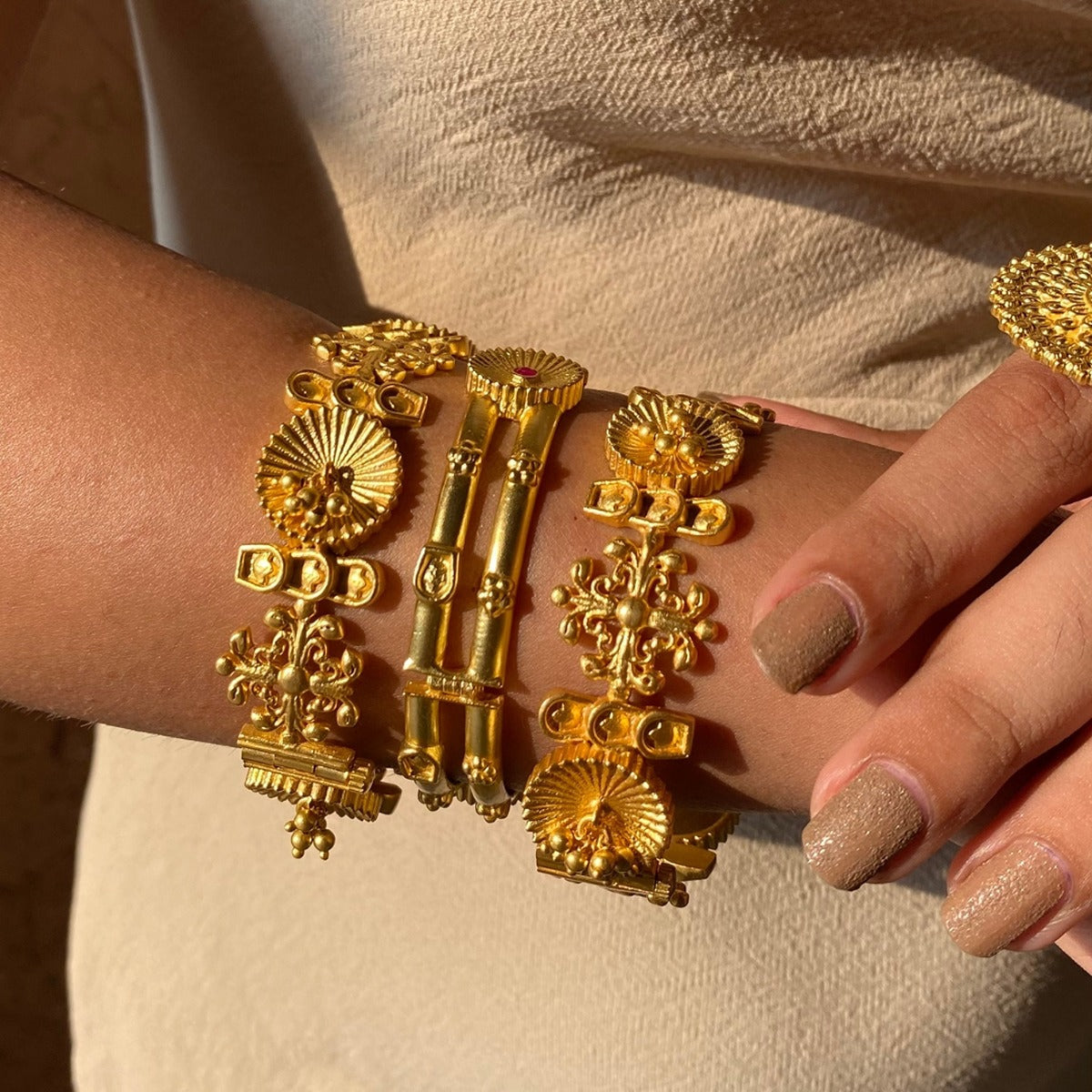 Elegant Classic Touch Gift Box with Hoop Earrings and Bangle Set - Perfect for Birthday, Anniversary, Valentine's Day Gifts for Women