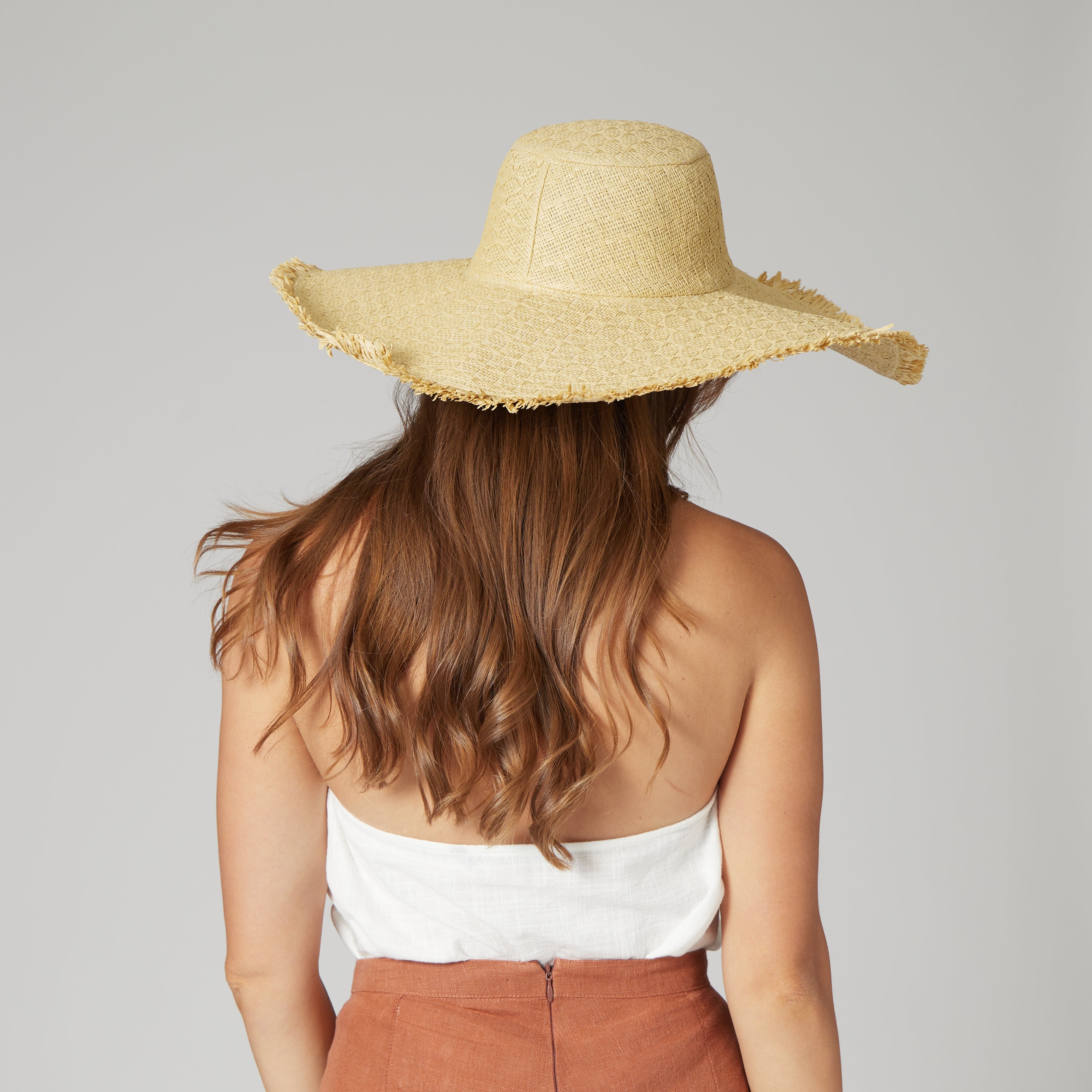 Stylish Women's Cut & Sew Textured Weave Floppy Hat with Frayed Edge - Perfect for Beach, Summer Outfits & Fashion Accessories