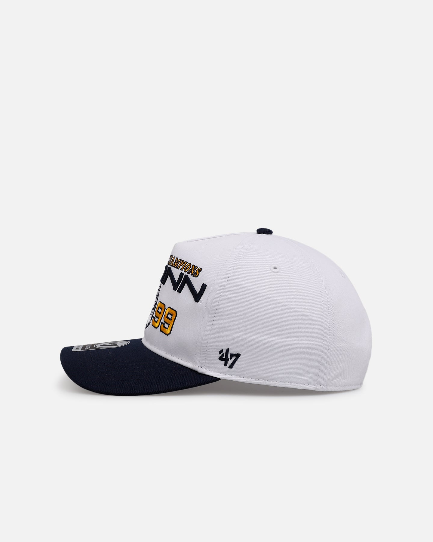 47 Brand UCONN 1999 March Madness Snapback Hat - White and Navy Adjustable Baseball Cap for Men and Women - Perfect for Basketball Games, Sports Events and Casual Wear