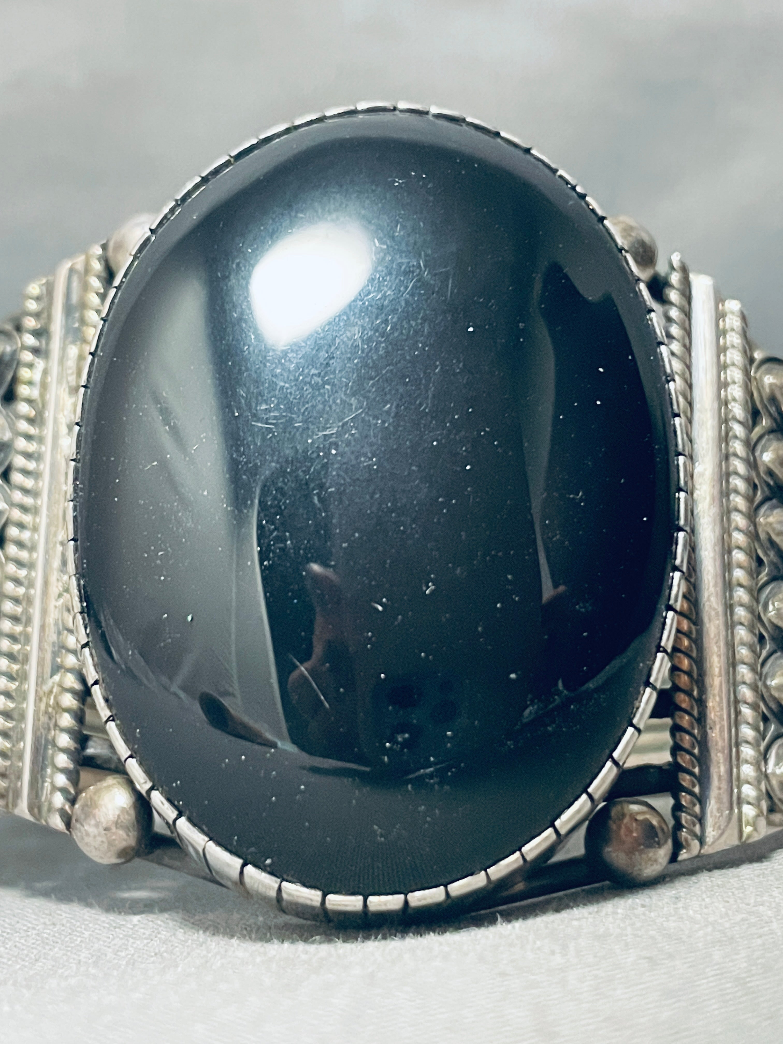Vintage Navajo Sterling Silver Onyx Bracelet - 104 Grams Heavy Huge Native American Jewelry for Women - Perfect for Boho Fashion, Gift Giving & Special Occasions