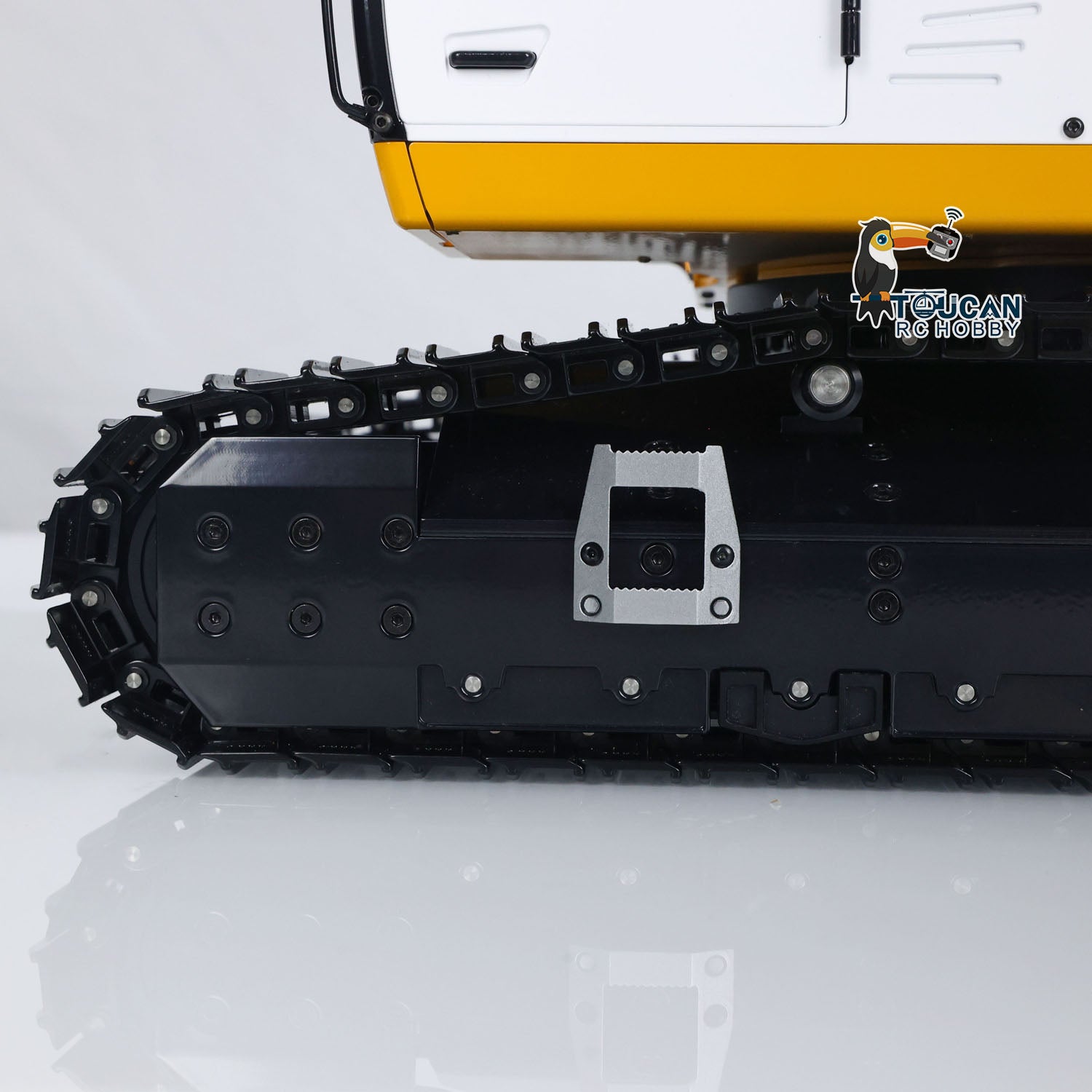 1/14 Scale 946 Tracked RC Hydraulic Excavator - 9CH Radio Controlled Construction Toy with High-Quality Hydraulic System (Cylinder Valve Pump) | Perfect for Construction Site Play, Backyard Digging & RC Hobby Enthusiasts