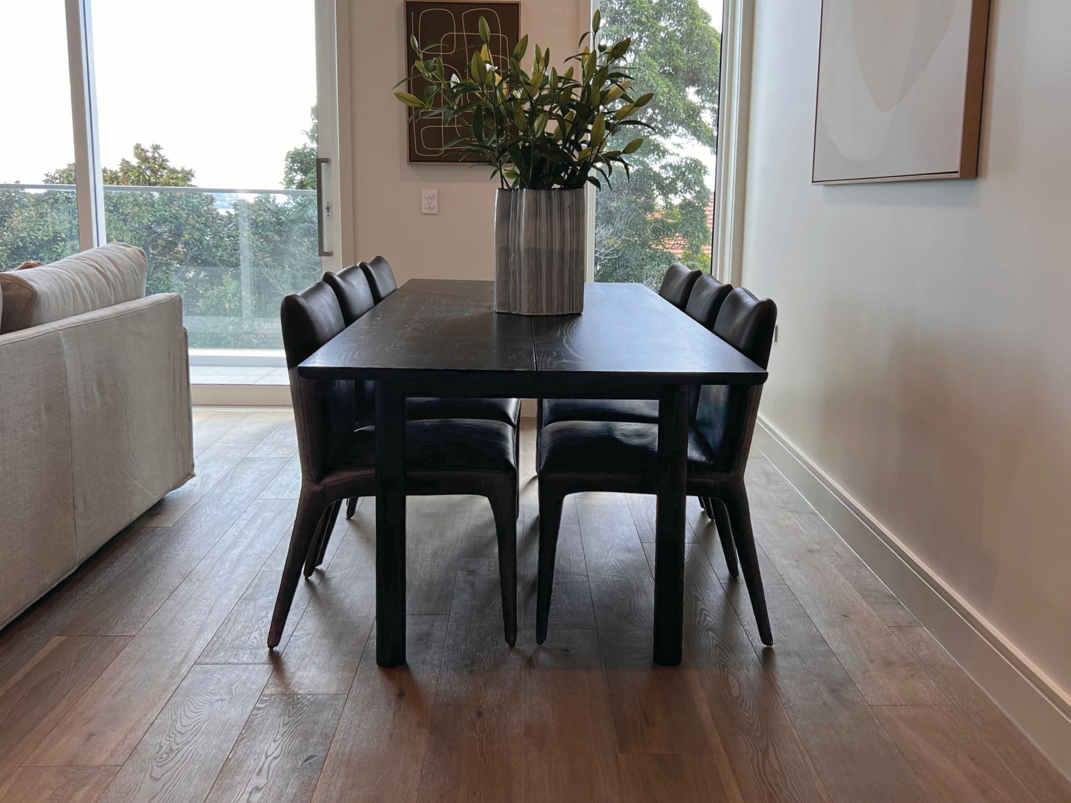 Itamae Modern Dining Table Set - 6 Seater Wooden Kitchen Table with Bench & Chairs - Perfect for Family Meals, Dinner Parties & Small Spaces