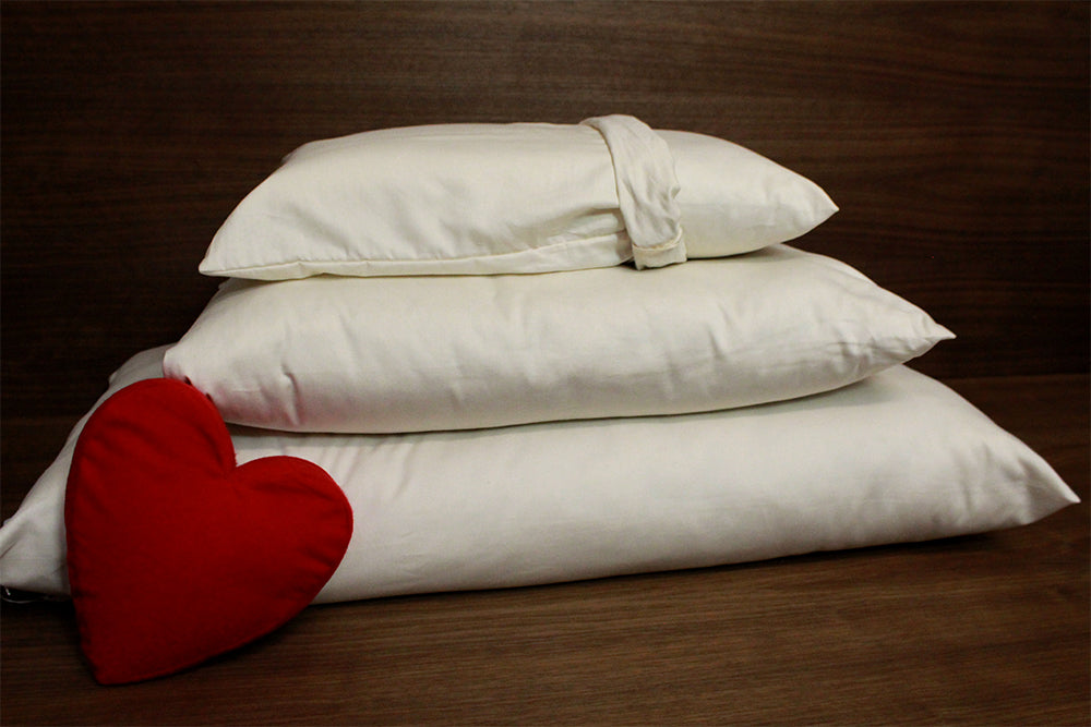 Organic Kapok Pillow for Side & Back Sleepers - Hypoallergenic, Breathable & Eco-Friendly - Perfect for Allergy Relief & Sustainable Bedroom Decor