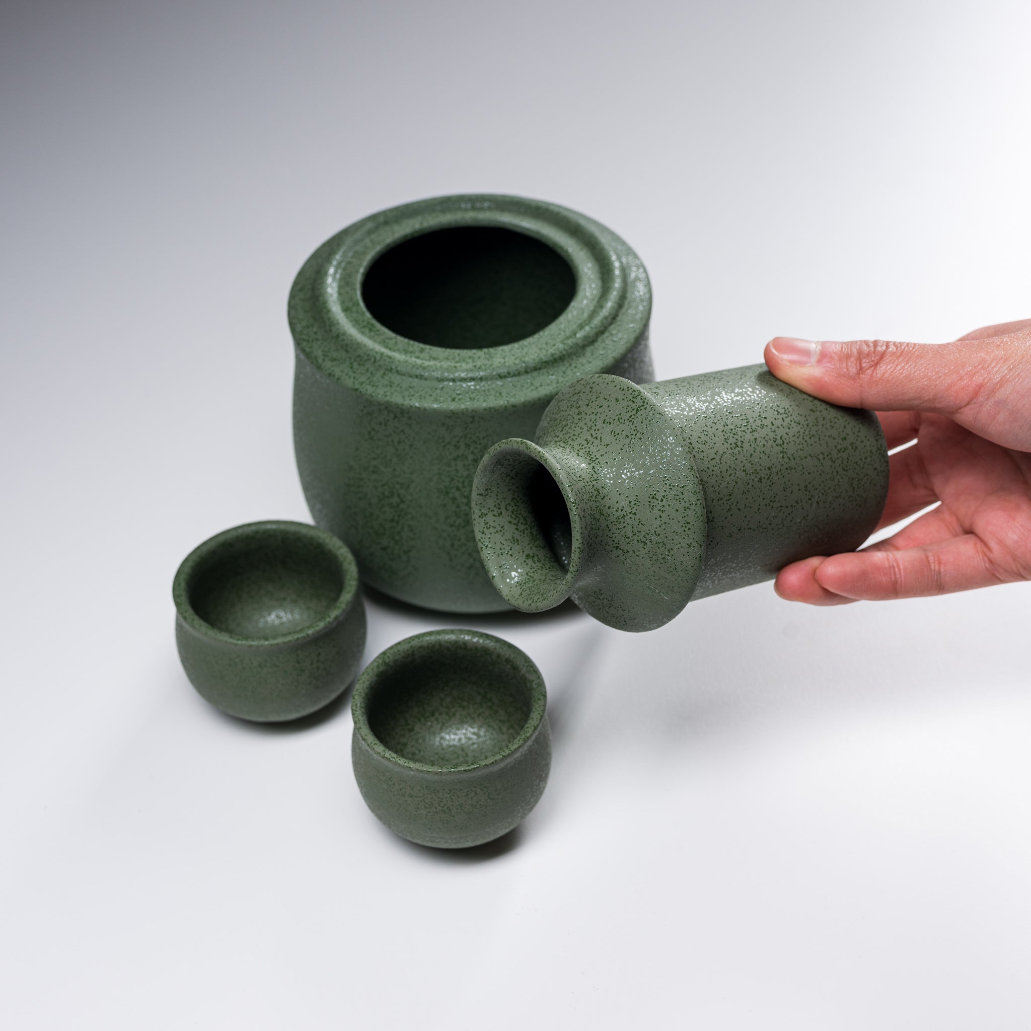 Premium Japanese Mino Ware Hot Sake Set - Traditional Matcha Green Ceramic Sake Cups & Flask for Authentic Japanese Dining Experience | Perfect for Home Entertaining, Sushi Nights & Cultural Gift Giving