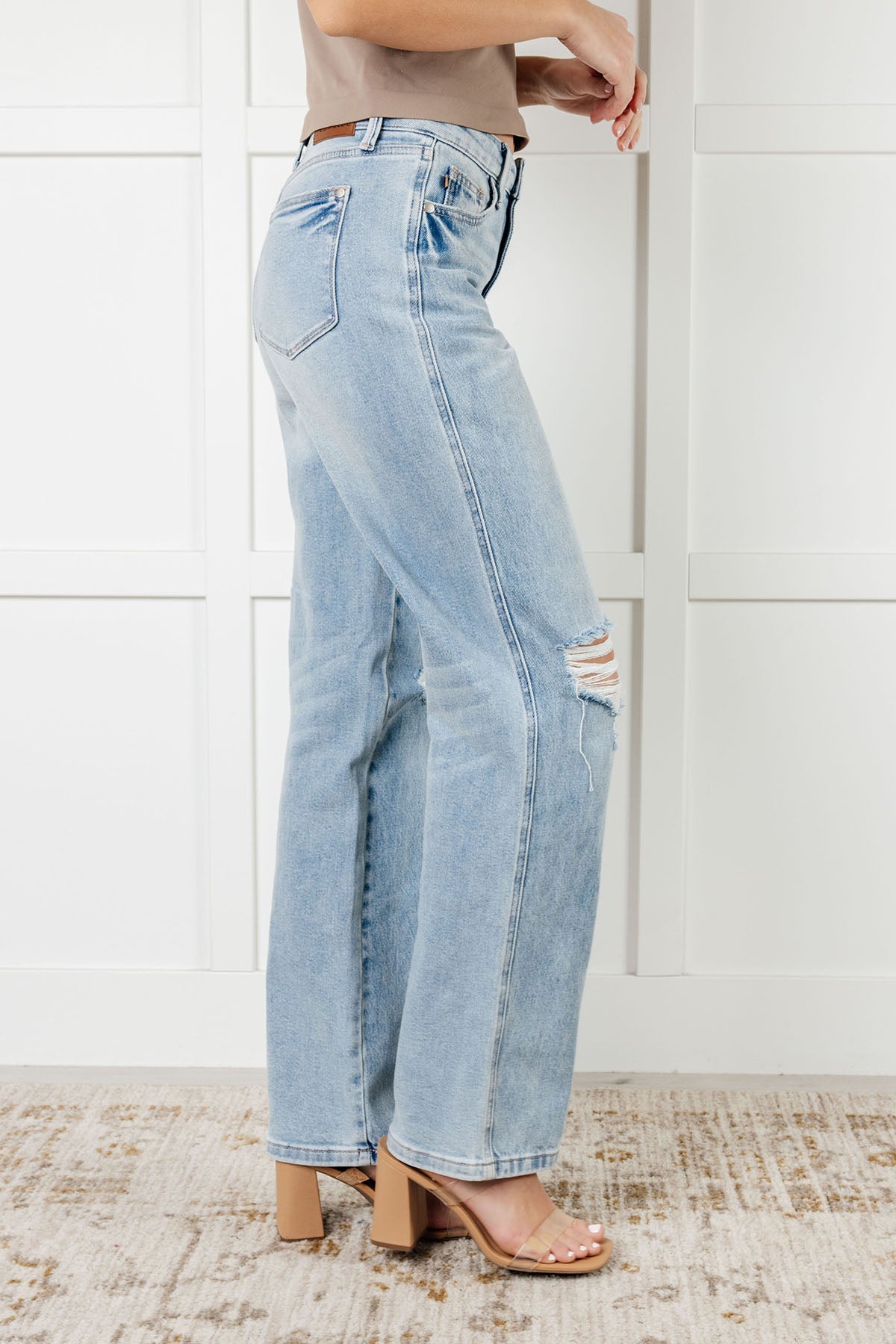 Patricia High Rise Rigid Magic 90's Straight Jeans for Women | Vintage Denim Pants | Perfect for Casual Wear, Street Style & Everyday Outfits