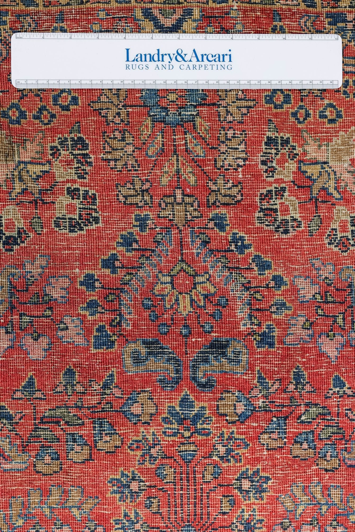 Antique Sarouk Handwoven Traditional Persian Rug - J78968 - Perfect for Living Room, Bedroom & Home Decor