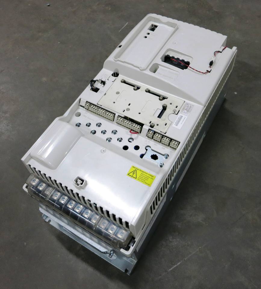 Original ABB ACS800 AC Drive PC 0550-5+B055 - 100% New & Genuine - Industrial Motor Control for Pumps, Fans, and Conveyors