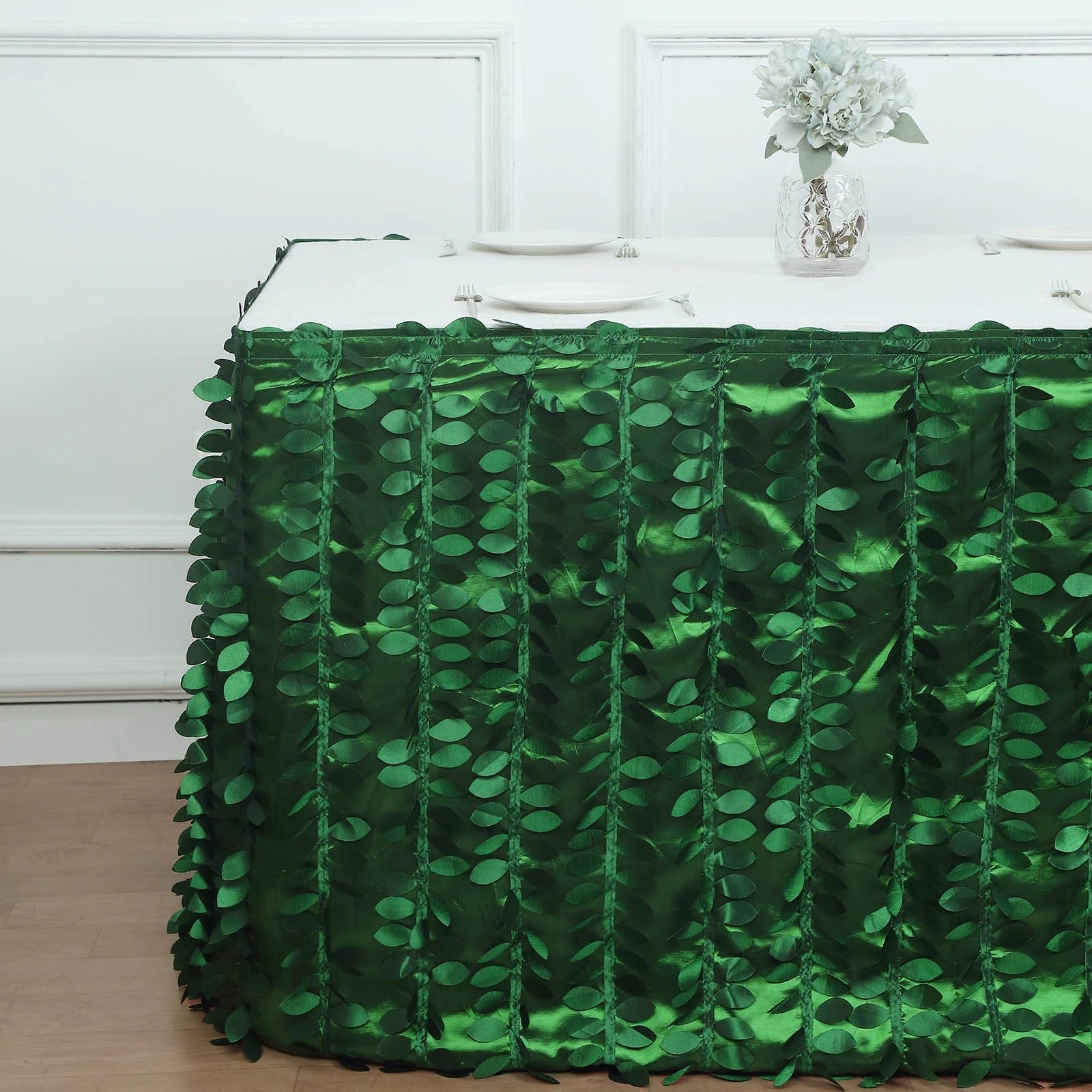 3D Leaves Petals Design Taffeta Table Skirt - Elegant Green Table Cover for Weddings, Parties & Events - Perfect for Banquet Decorations & Special Occasions
